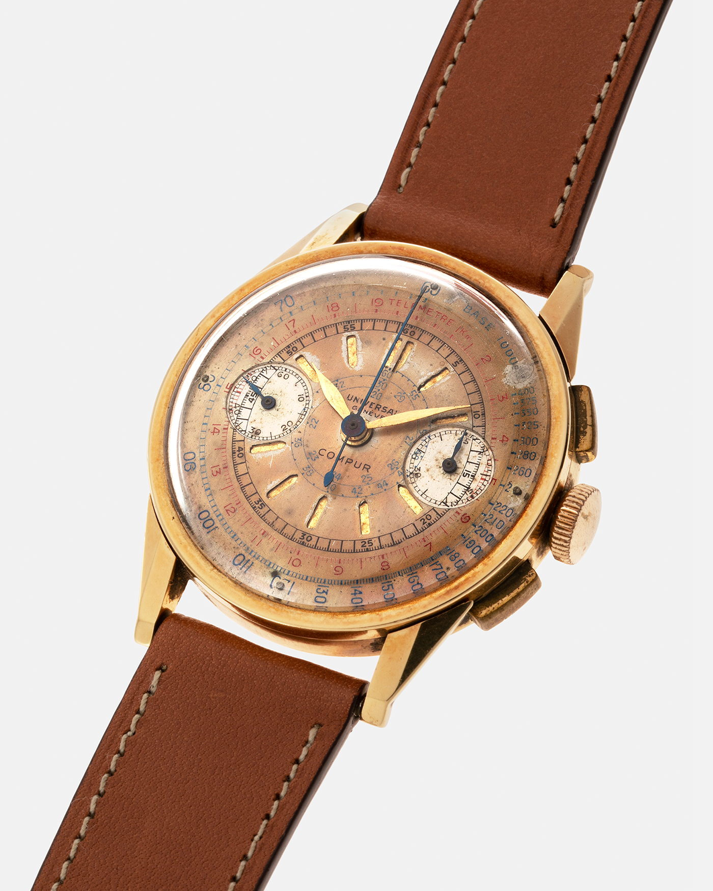Brand: Universal Genève Year: 1930’s Model: Compur Reference Number: 5166 Case Maker: Stamped ‘Hammerhead 166’, by Henri Jeanneret in Peseux Case Number: 616378 Material: 18-carat Yellow Gold Movement: Universal Genève Cal. 285, Manual-Winding Case Diameter: 38mm Strap: Light Brown Nostime Calf Leather Strap