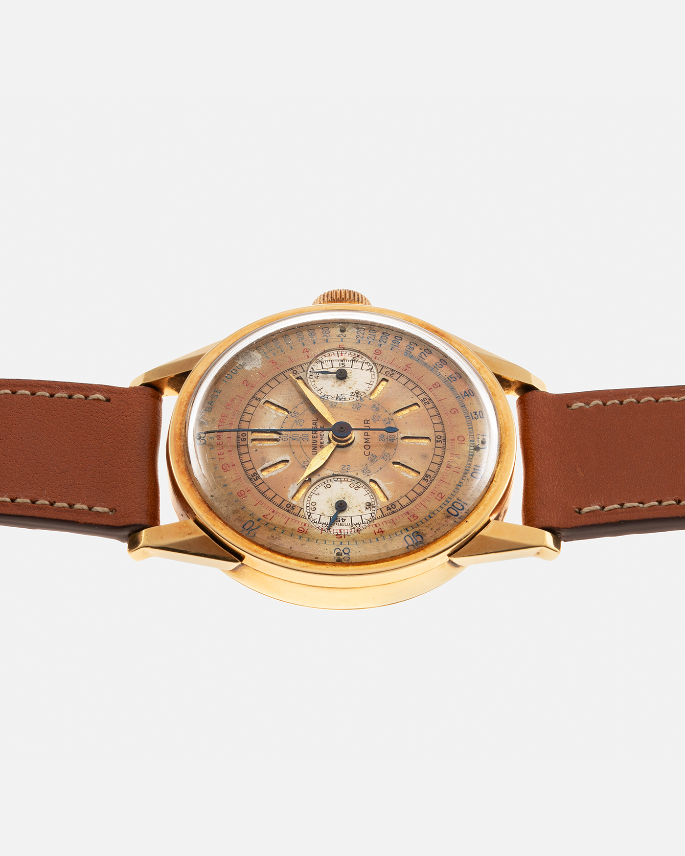 Brand: Universal Genève Year: 1930’s Model: Compur Reference Number: 5166 Case Maker: Stamped ‘Hammerhead 166’, by Henri Jeanneret in Peseux Case Number: 616378 Material: 18-carat Yellow Gold Movement: Universal Genève Cal. 285, Manual-Winding Case Diameter: 38mm Strap: Light Brown Nostime Calf Leather Strap