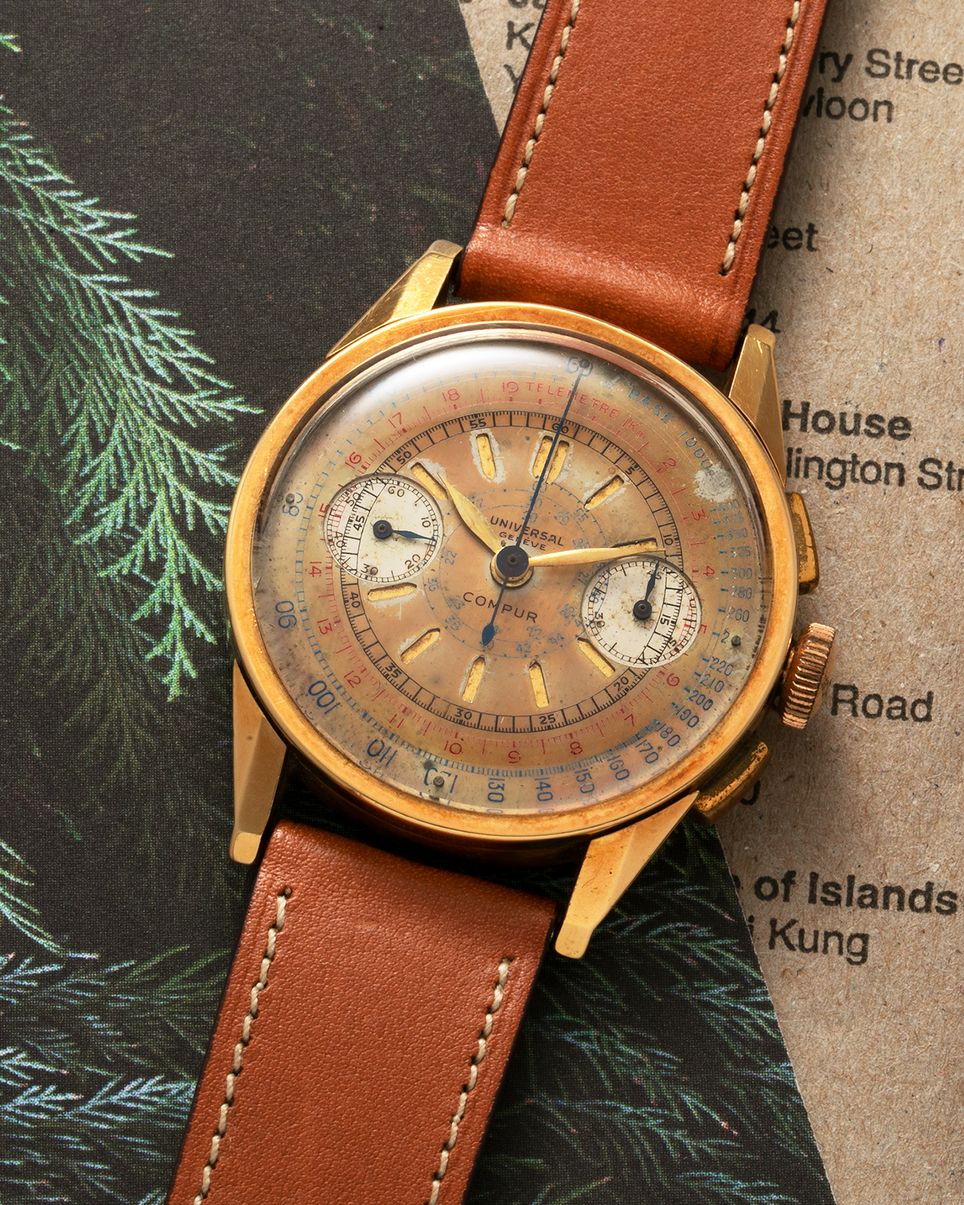 Brand: Universal Genève Year: 1930’s Model: Compur Reference Number: 5166 Case Maker: Stamped ‘Hammerhead 166’, by Henri Jeanneret in Peseux Case Number: 616378 Material: 18-carat Yellow Gold Movement: Universal Genève Cal. 285, Manual-Winding Case Diameter: 38mm Strap: Light Brown Nostime Calf Leather Strap