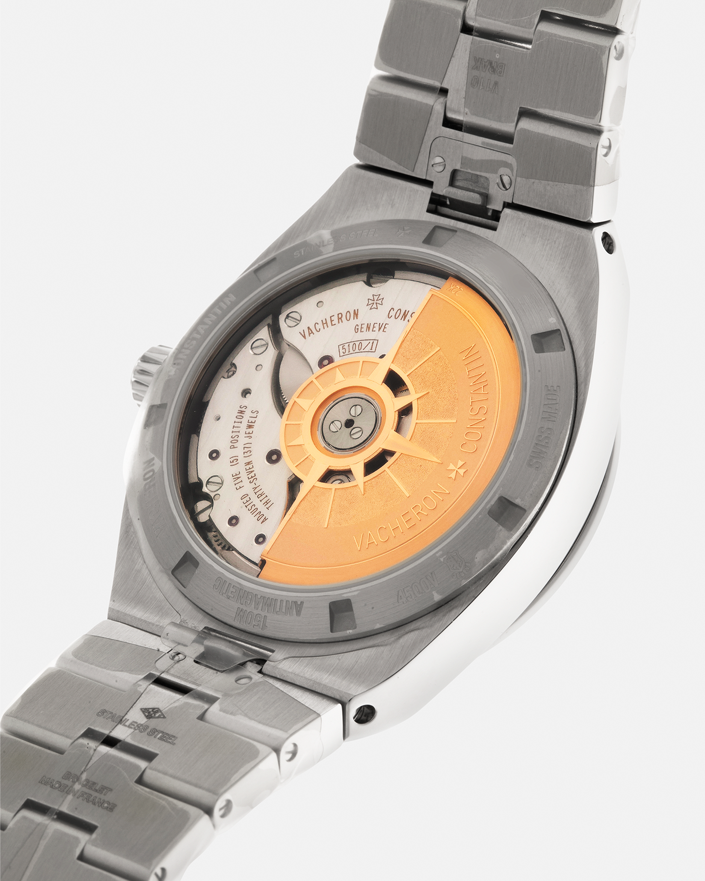 Brand: Vacheron Constantin 
Year: 2021
Model: Overseas
Reference Number: 4500V
Material: Stainless Steel
Movement: Vacheron Constantin Cal. 5500, Self-Winding
Case Diameter: 41mm
Bracelet/Strap: Vacheron Constantin Stainless Steel Integrated Bracelet, additional Vacheron Constantin Navy Blue Rubber Strap and Navy Blue Alligator Strap