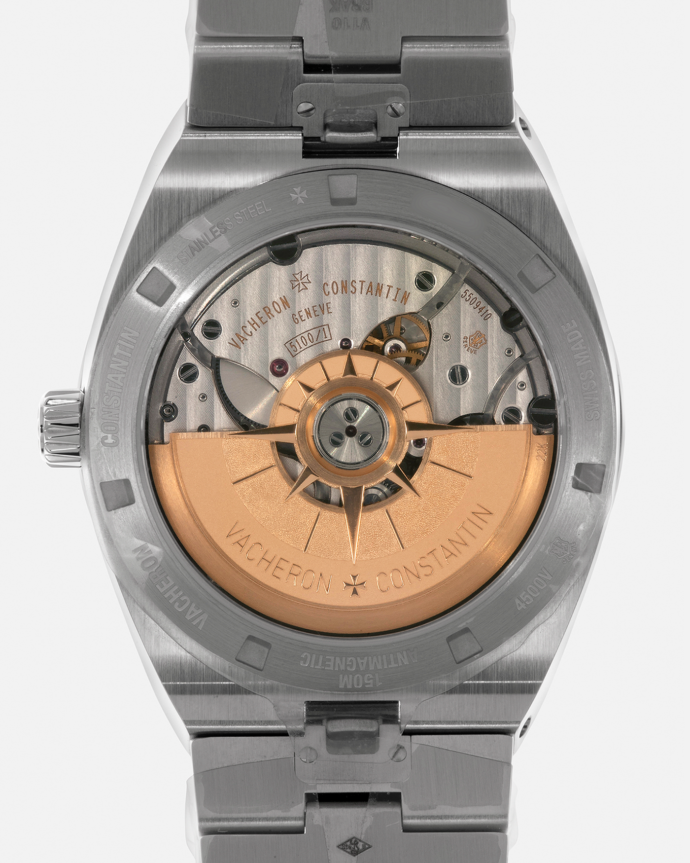 Brand: Vacheron Constantin 
Year: 2021
Model: Overseas
Reference Number: 4500V
Material: Stainless Steel
Movement: Vacheron Constantin Cal. 5500, Self-Winding
Case Diameter: 41mm
Bracelet/Strap: Vacheron Constantin Stainless Steel Integrated Bracelet, additional Vacheron Constantin Navy Blue Rubber Strap and Navy Blue Alligator Strap