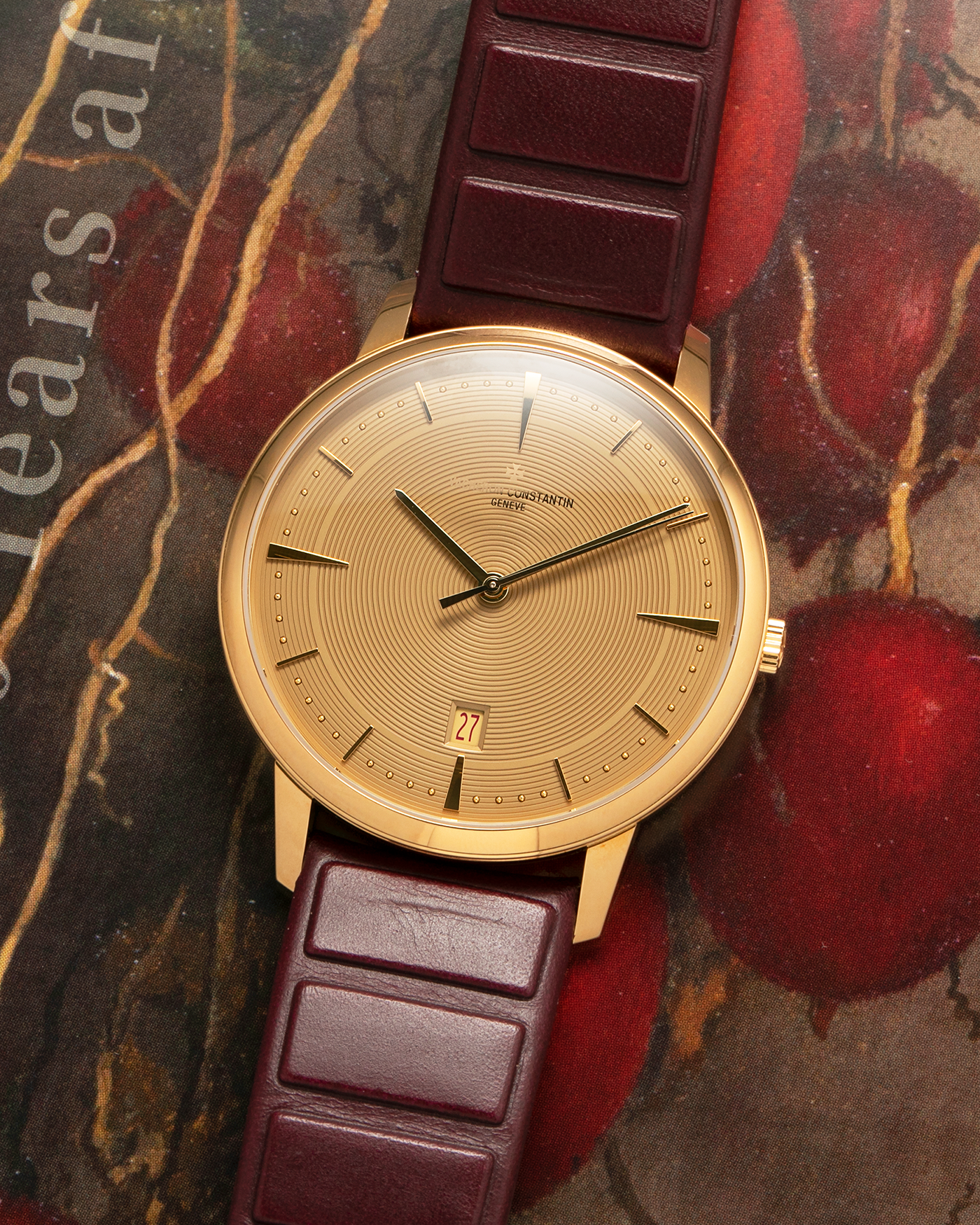 Brand: Vacheron Constantin
Year: 2024
Model: Patrimony Ora ïto 20th Anniversary, Limited to 100 Pieces
Reference: 85180/000J-H069
Material: 18-carat Yellow Gold
Movement: Vacheron Constantin Cal. 2450 Q6, Self-Winding
Case Dimensions: 40mm x 8.55mm (Lug-to-Lug 47mm)
Lug Width: 20mm
Strap: Vacheron Constantin Burgundy Embossed Calf Leather with Signed 18-carat Yellow Gold Tang Buckle