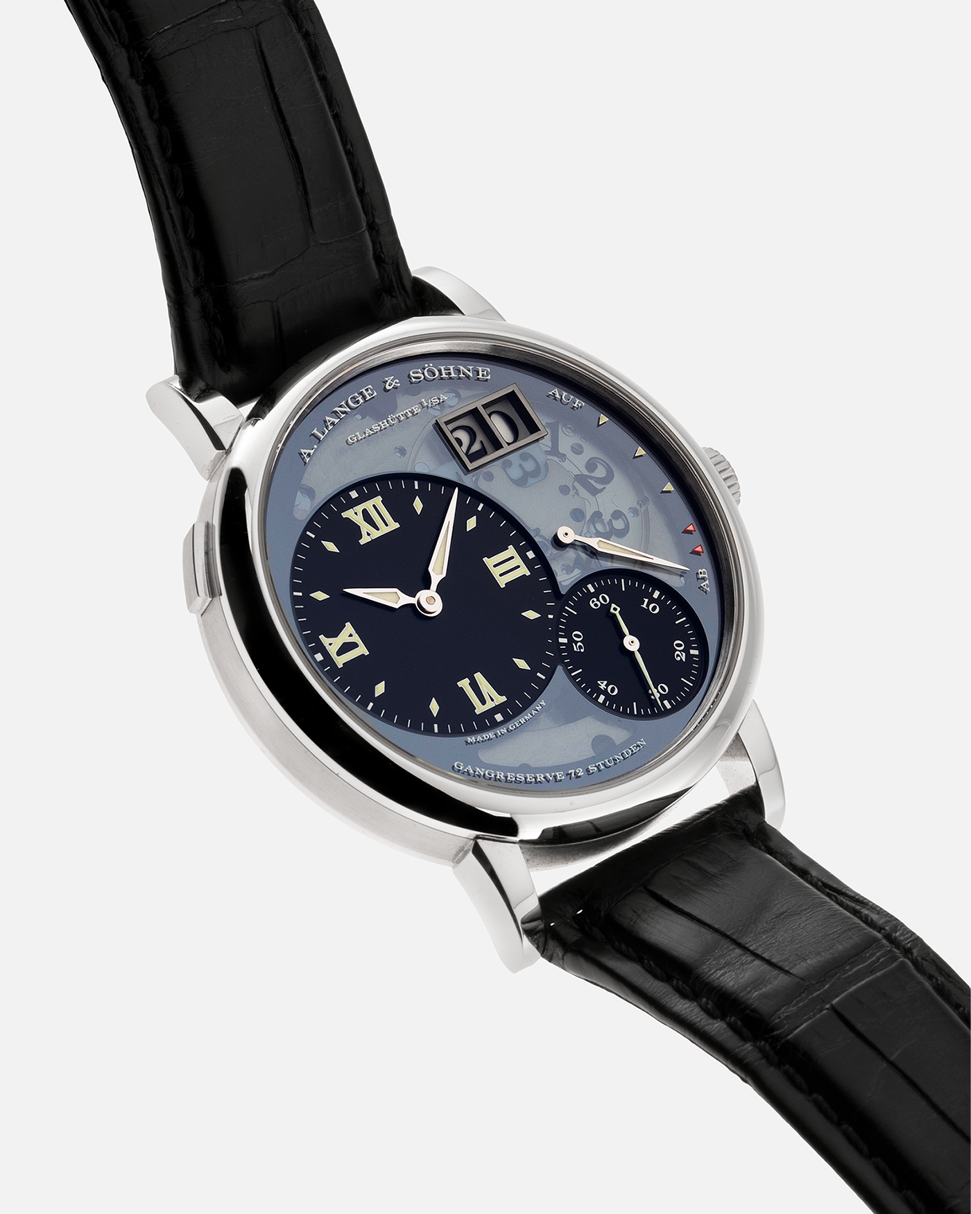 Brand: A. Lange & Sohne Year: 2014 Model: Grand Lange 1 Lumen Reference Number: 117.035 Material: Platinum Movement: Manual Winding L905.2 Case Diameter: 41mm Bracelet/Strap: A. Lange & Sohne Black Alligator Strap and Platinum Deployant Clasp