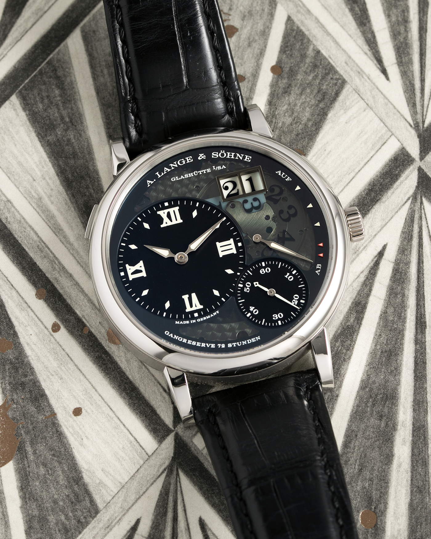 Brand: A. Lange & Sohne Year: 2014 Model: Grand Lange 1 Lumen Reference Number: 117.035 Material: Platinum Movement: Manual Winding L905.2 Case Diameter: 41mm Bracelet/Strap: A. Lange & Sohne Black Alligator Strap and Platinum Deployant Clasp