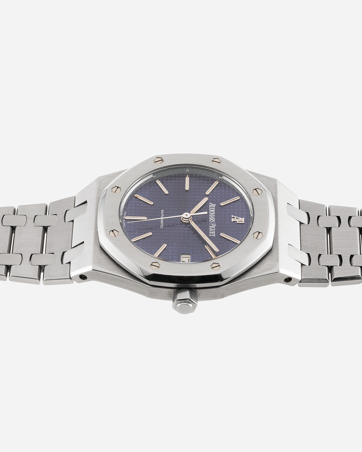 Brand: Audemars Piguet Year: 1999 Model: Royal Oak Reference Number: 14790 Material: Stainless Steel Movement: Cal. 2225 Case Diameter: 36mm Bracelet: Audemars Piguet Integrated Stainless Steel Bracelet