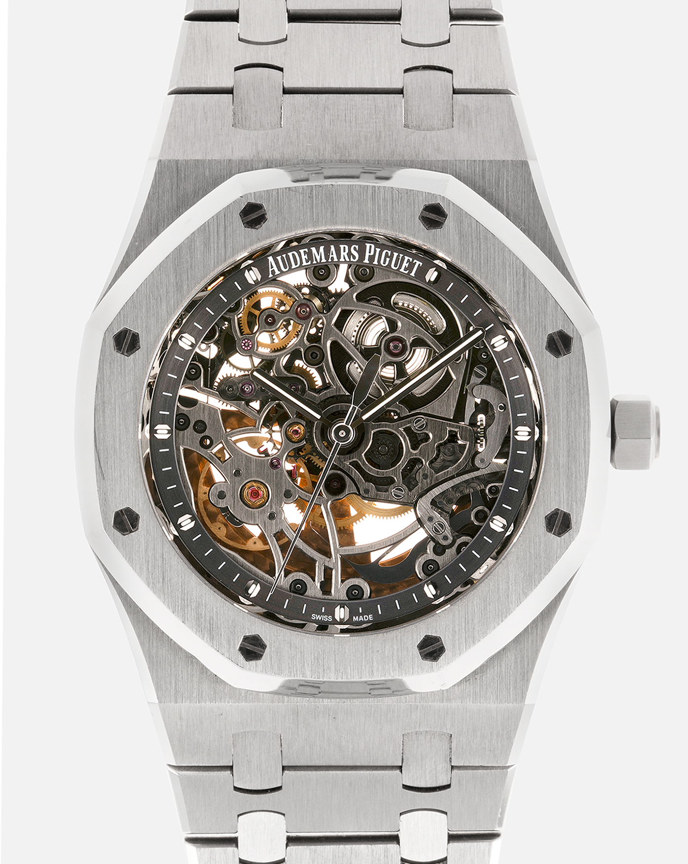 Brand: Audemars Piguet Year: 2014 Model: Royal Oak Reference Number: 15305ST Material: Stainless Steel Movement: Calibre 3129 Case Diameter: 39mm Bracelet: Audemars Piguet Integrated Stainless Steel Bracelet