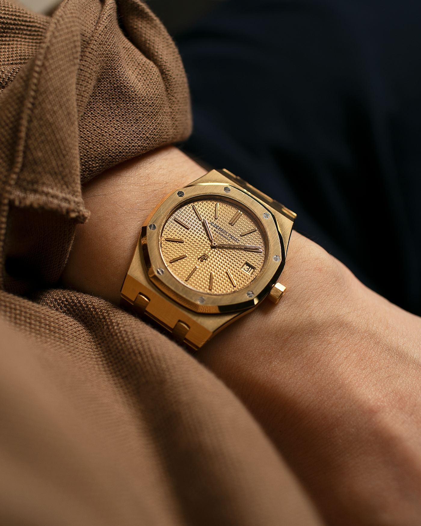 Brand: Audemars Piguet Year: 1980’s Model: Royal Oak Reference Number: 5402BA Material: 18-carat Yellow Gold Movement: Cal 2121 Case Diameter: 39mm Bracelet: Audemars Piguet Integrated 18-carat Yellow Gold Bracelet