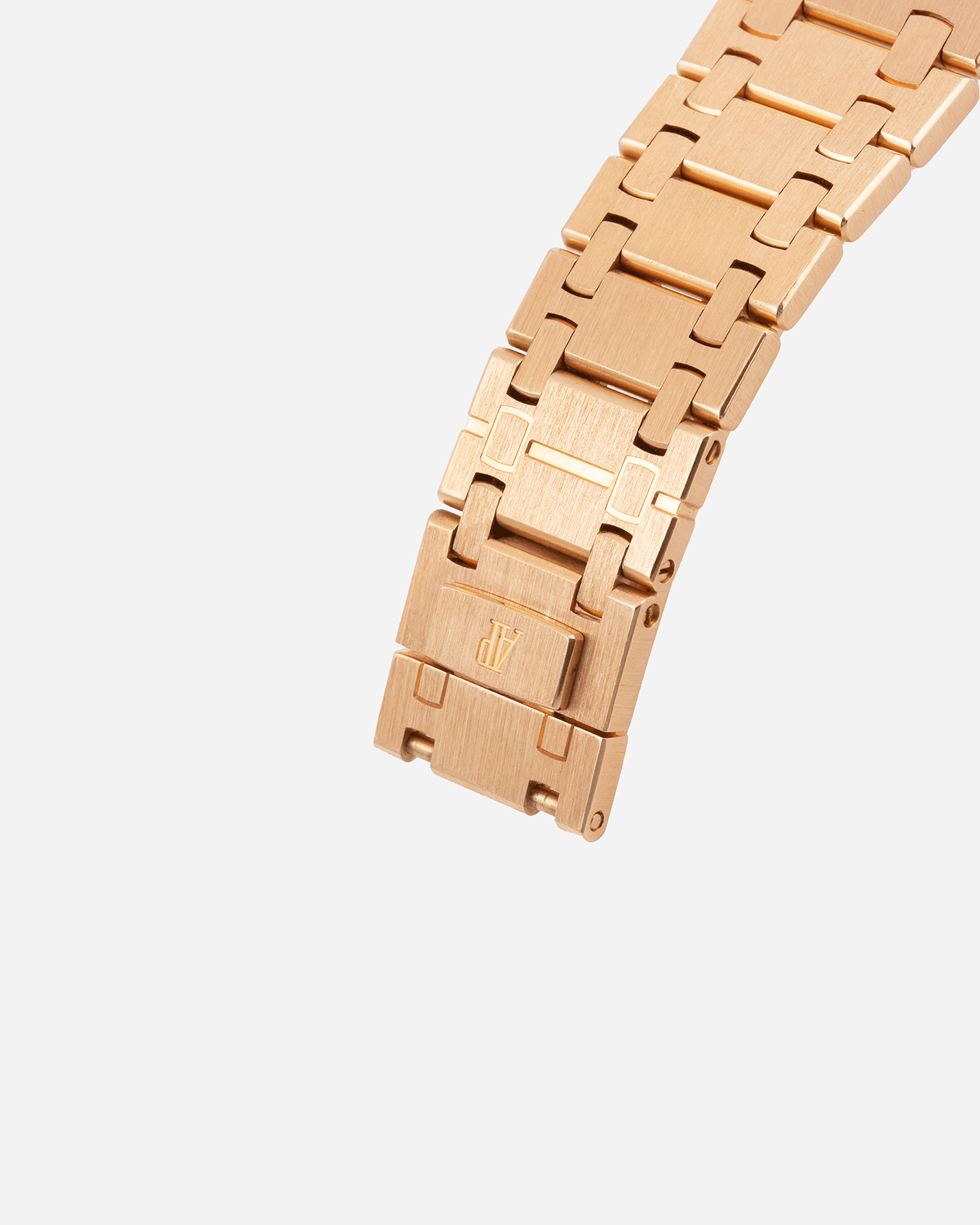 Brand: Audemars Piguet Year: 1995 Model: Royal Oak Reference Number: 25810 Material: 18k Rose Gold Movement: Cal. 2120/2802 Case Diameter: 39mm Bracelet: 18k Rose Gold Audemars Piguet Integrated Bracelet