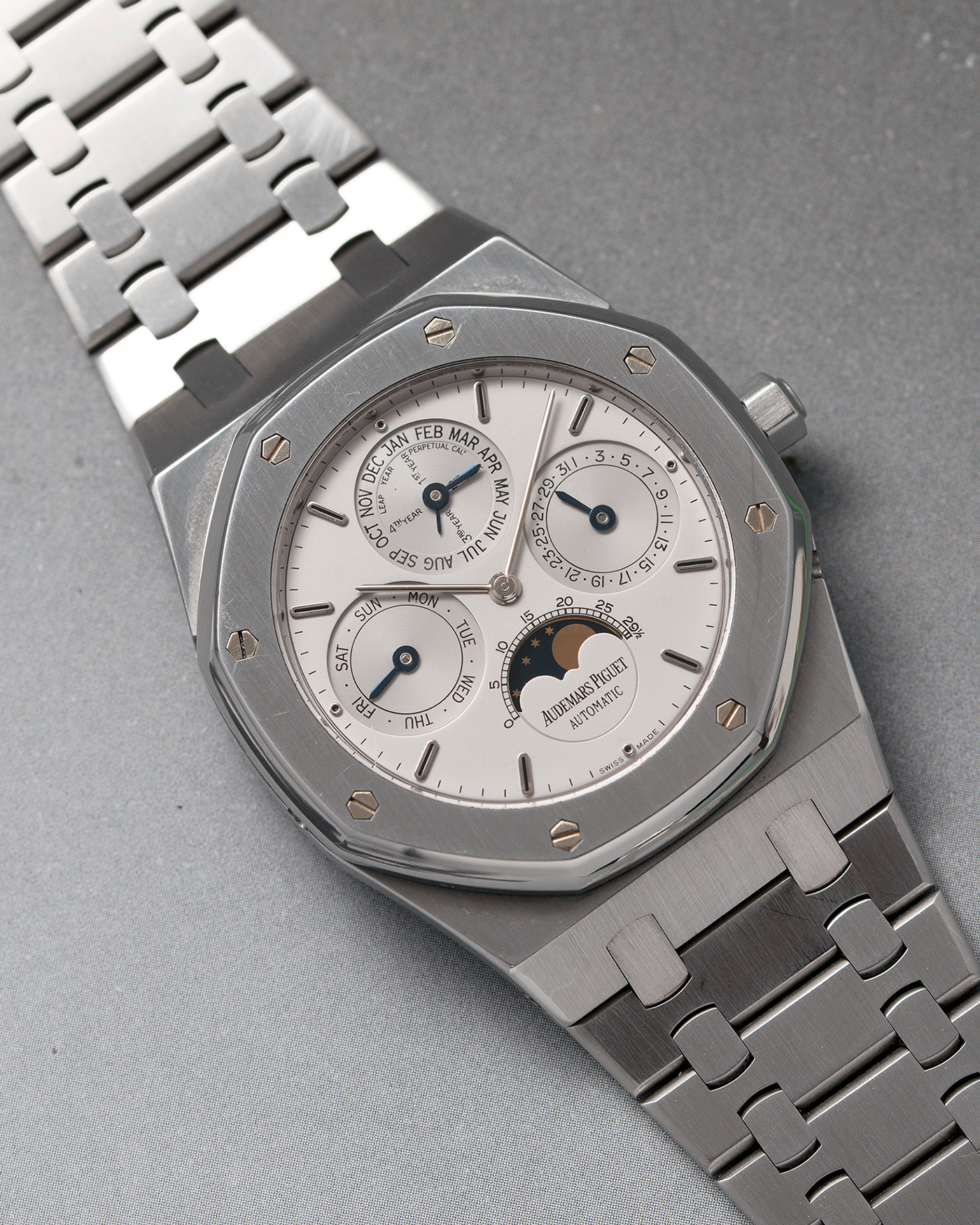 Brand: Audemars Piguet Year: 2002 Model: Royal Oak Reference Number: 25820 Material: Stainless Steel Movement: Cal. 2120/2802 Case Diameter: 39mm Bracelet: Audemars Piguet Integrated Stainless Steel Bracelet