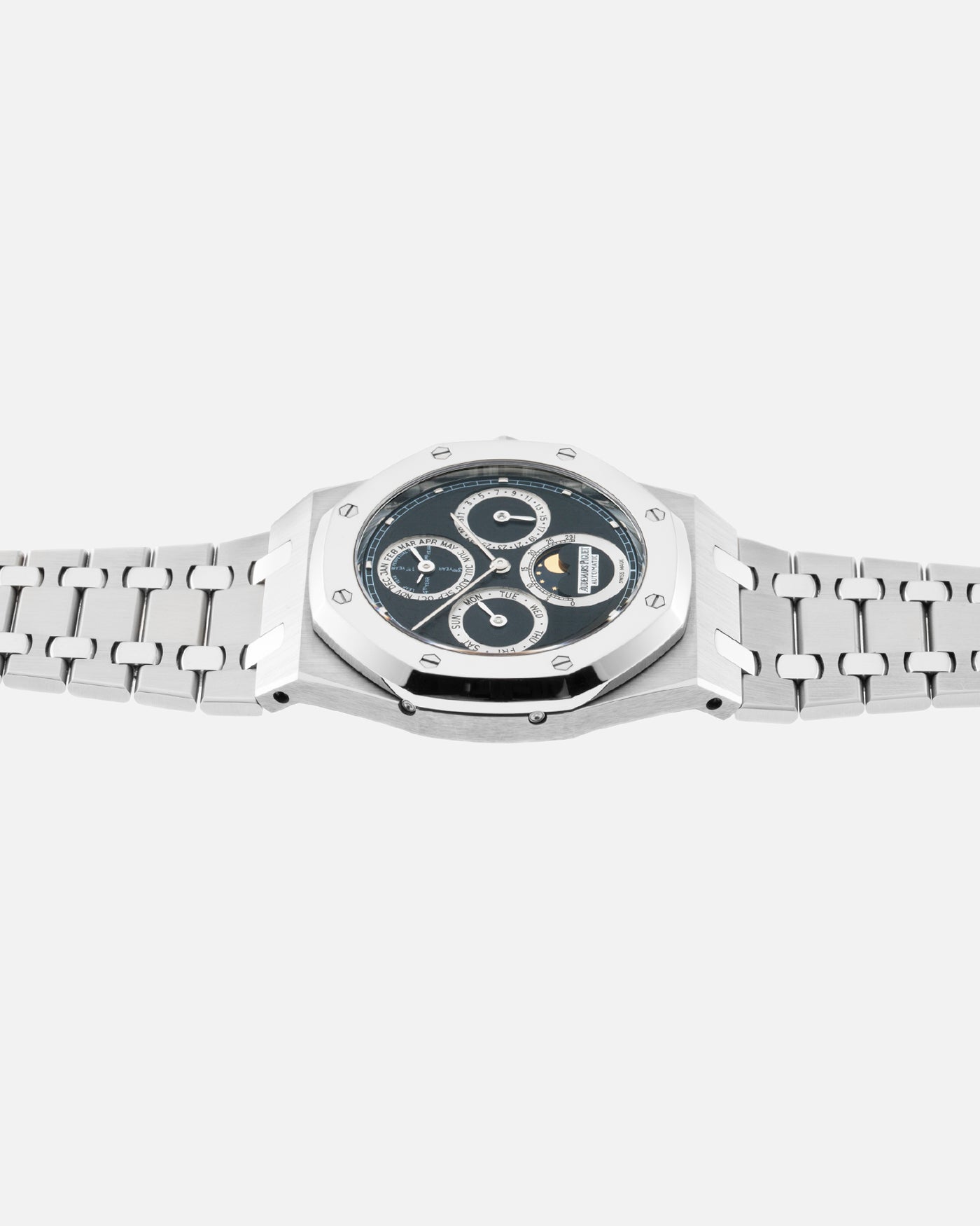 Audemars Piguet: 501 watches with prices – The Watch Pages