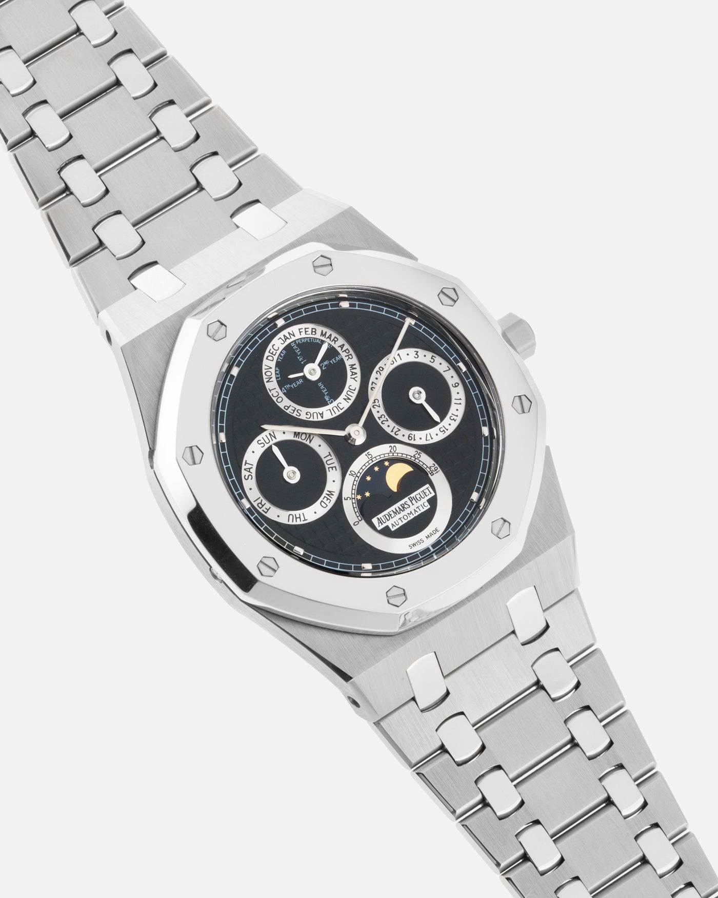 Audemars Piguet: 501 watches with prices – The Watch Pages