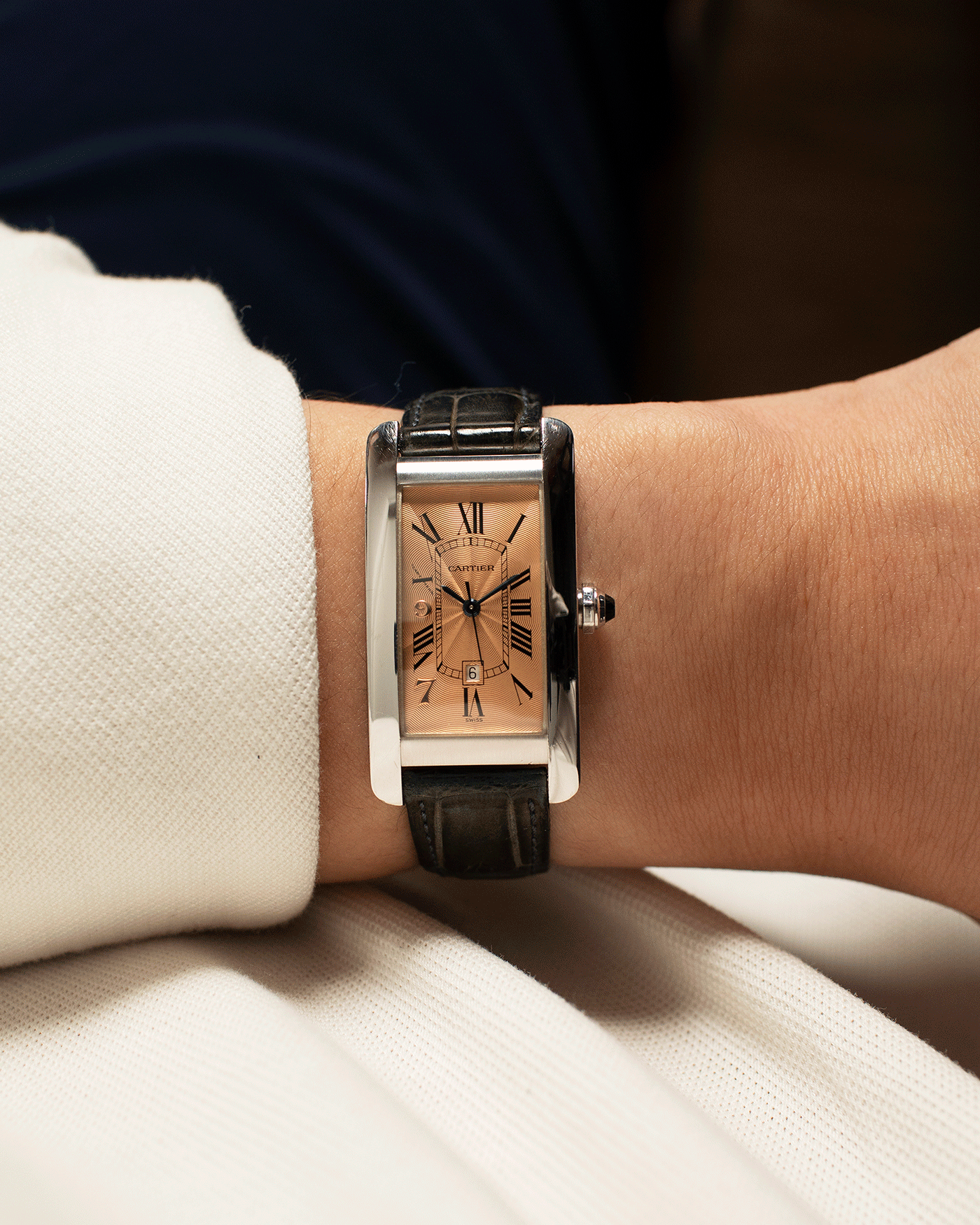 Brand: Cartier Year: 1997 Model: Tank Americaine Hong Kong Limited Edition Reference: 1726 Material: 18k White Gold Movement: Automatic Cartier Self Winding Caliber Case Diameter: 41mm X 23mm Strap: Cartier Green Alligator Strap with White Gold Cartier Buckle