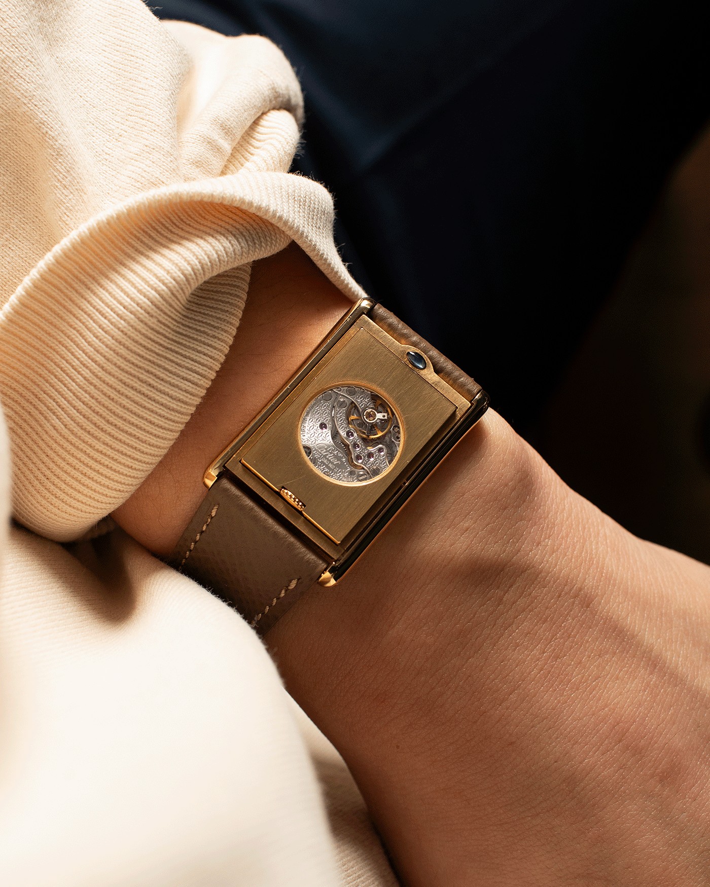 Brand: Cartier Year: 2001 Model: Tank Basculante Material: 18k Yellow Gold Movement: Cartier Cal. 610 (F. Piguet) Case Diameter: 25mm x 39mm Strap: Nostime Taupe Textured Calf and 18k Yellow Gold Deployant Clasp