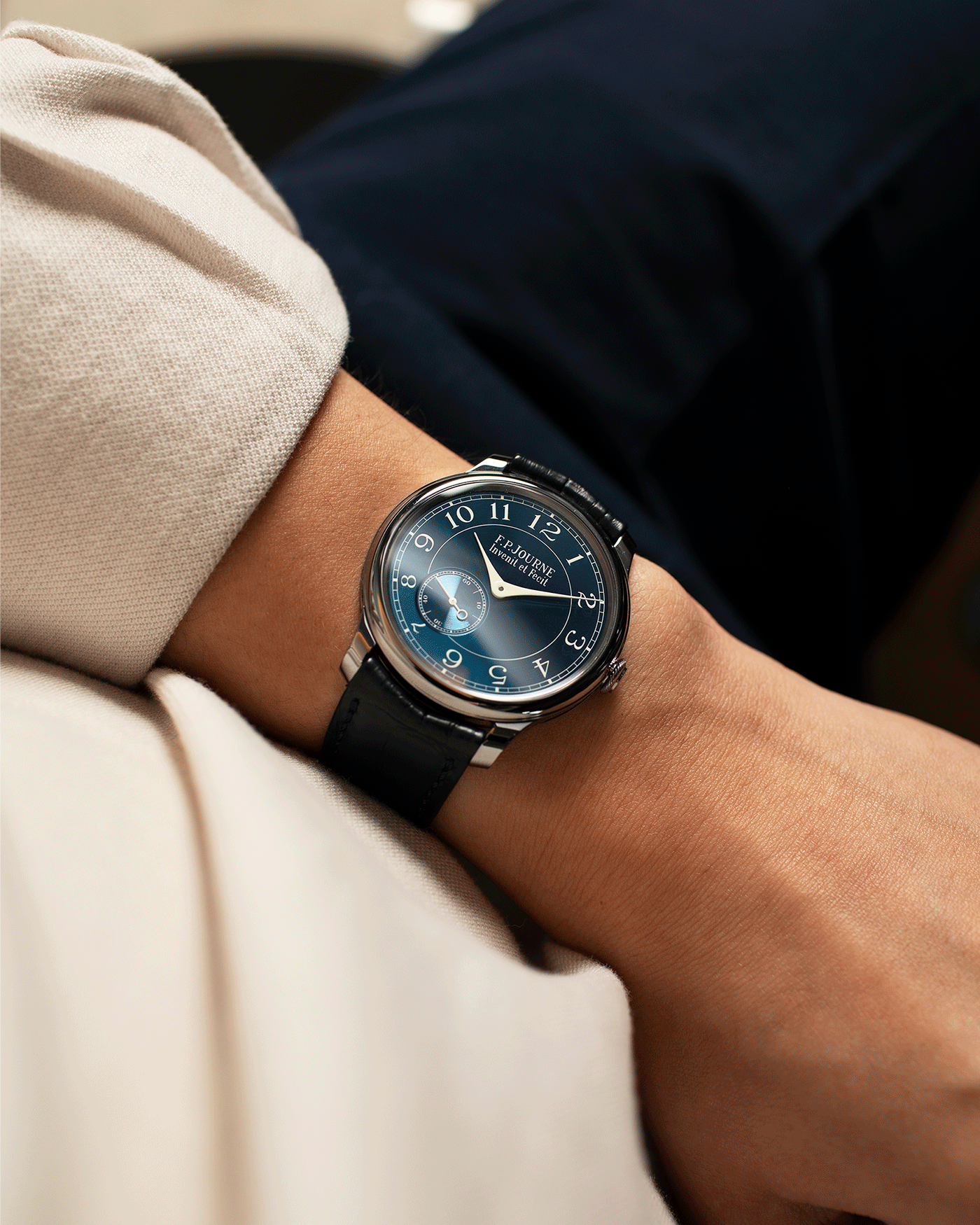 Brand: F.P. Journe Year: 2019 Model: Chronometre Bleu Material: Tantalum Movement: in-house FPJ calibre 1304 Case Diameter: 39mm Bracelet/Strap: F.P. Journe Blue Alligator and Tantalum Tang Buckle