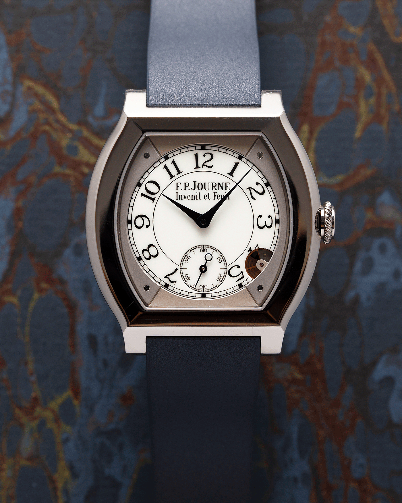 Brand: F.P. Journe Year: 2020 Model: Elegante 40 Material: Titanium Movement: FPJ calibre 1210 Case Diameter: 40mm Bracelet/Strap: F.P. Journe Blue Rubber Strap