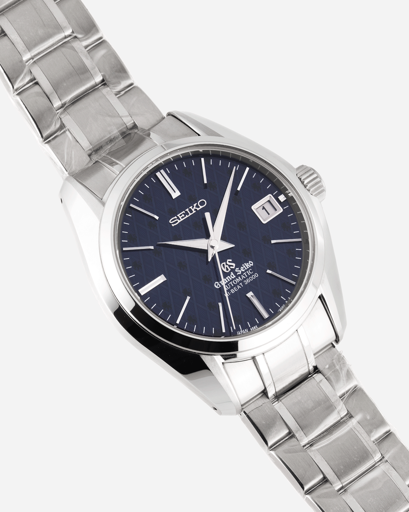 Brand: Grand Seiko Year: 2014 Reference Number: SBGH031 Limited Hi Beat Material: Stainless Steel Movement: Cal 9S85 Case Diameter: 40mm Bracelet: Grand Seiko Stainless Steel Bracelet