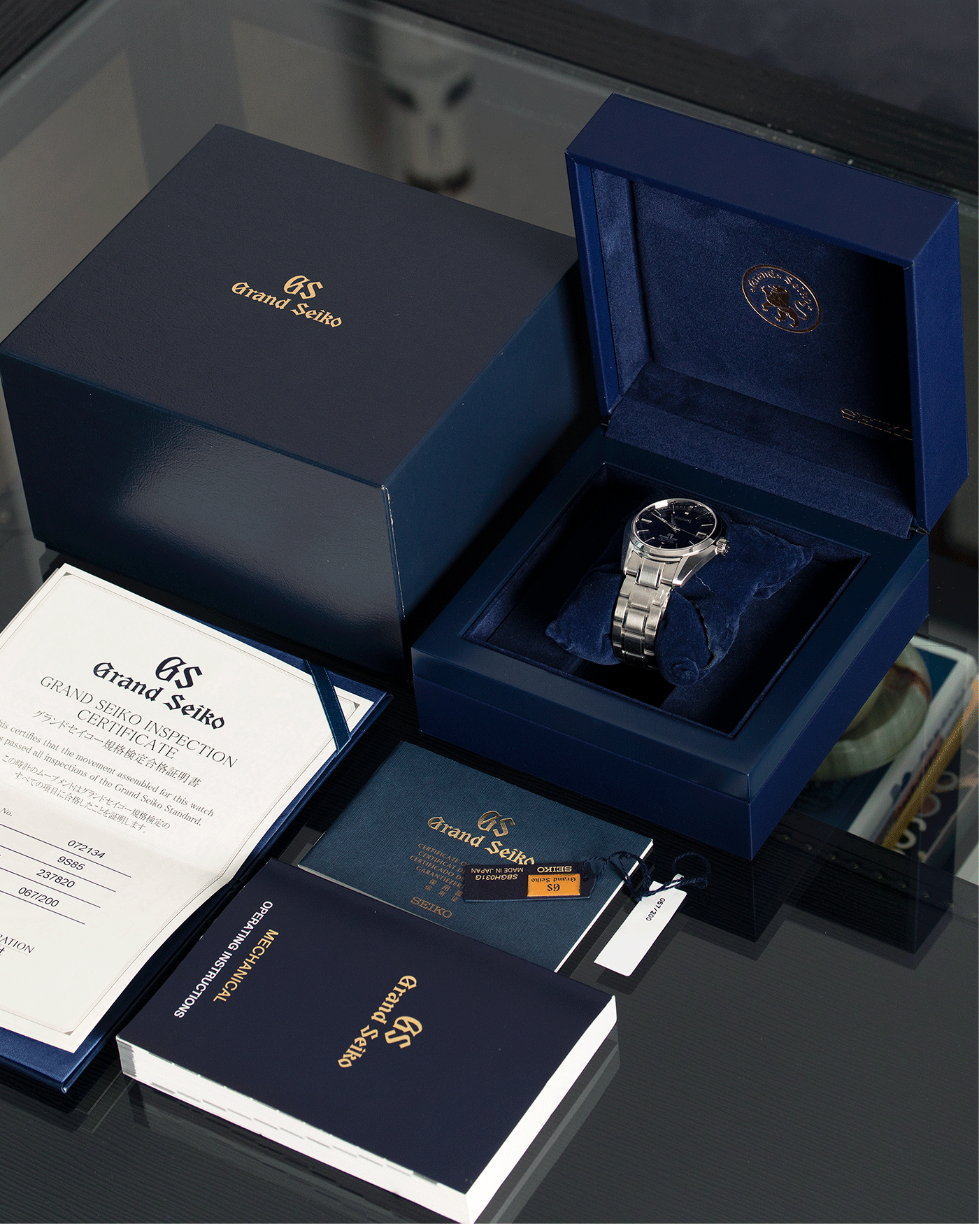 Brand: Grand Seiko Year: 2014 Reference Number: SBGH031 Limited Hi Beat Material: Stainless Steel Movement: Cal 9S85 Case Diameter: 40mm Bracelet: Grand Seiko Stainless Steel Bracelet