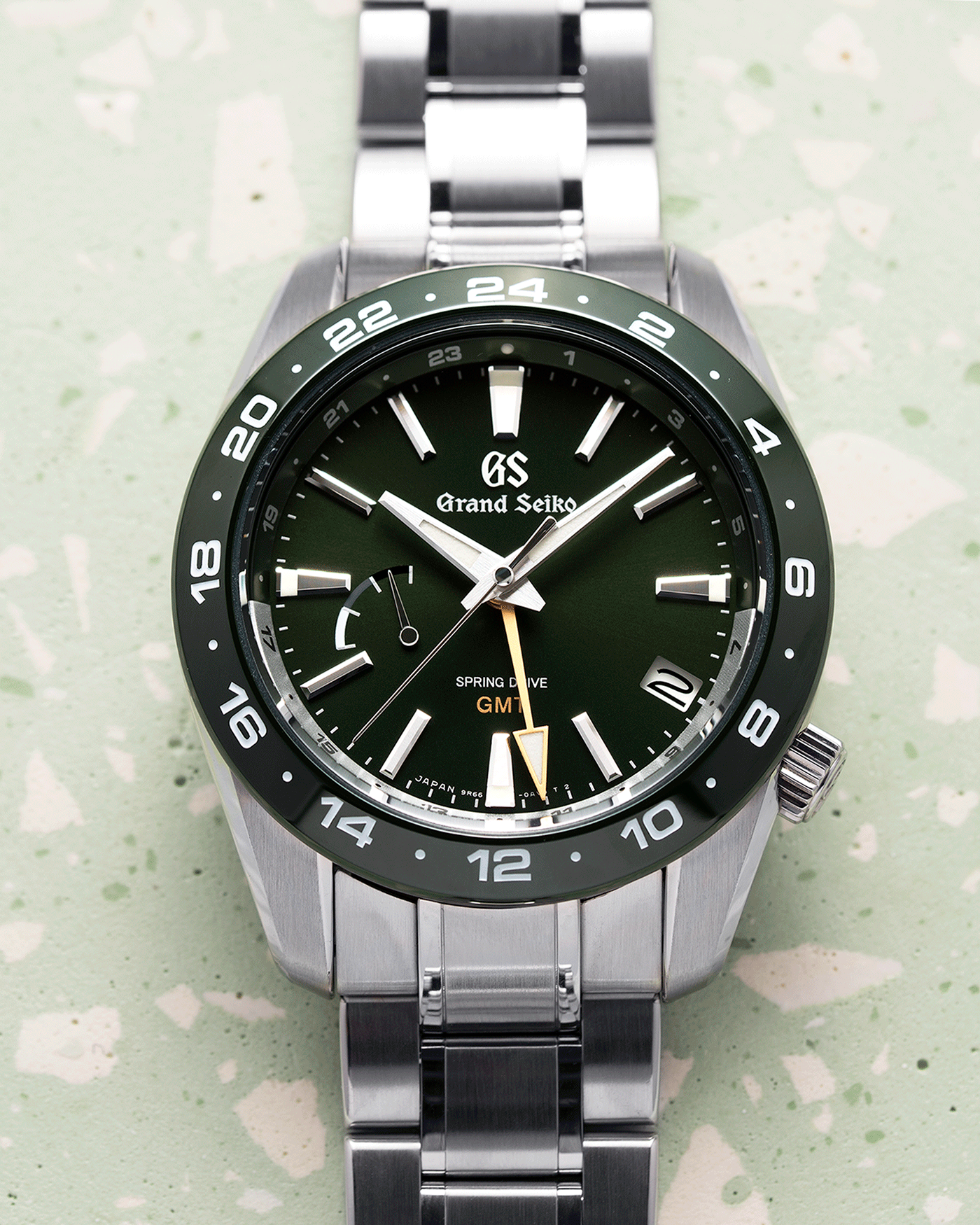 Brand: Grand Seiko Year: 2020 Reference Number: SBGE257 Spring Drive Material: Stainless Steel Movement: Cal. 9R66 Case Diameter: 40.5mm Bracelet: Grand Seiko Stainless Steel Bracelet