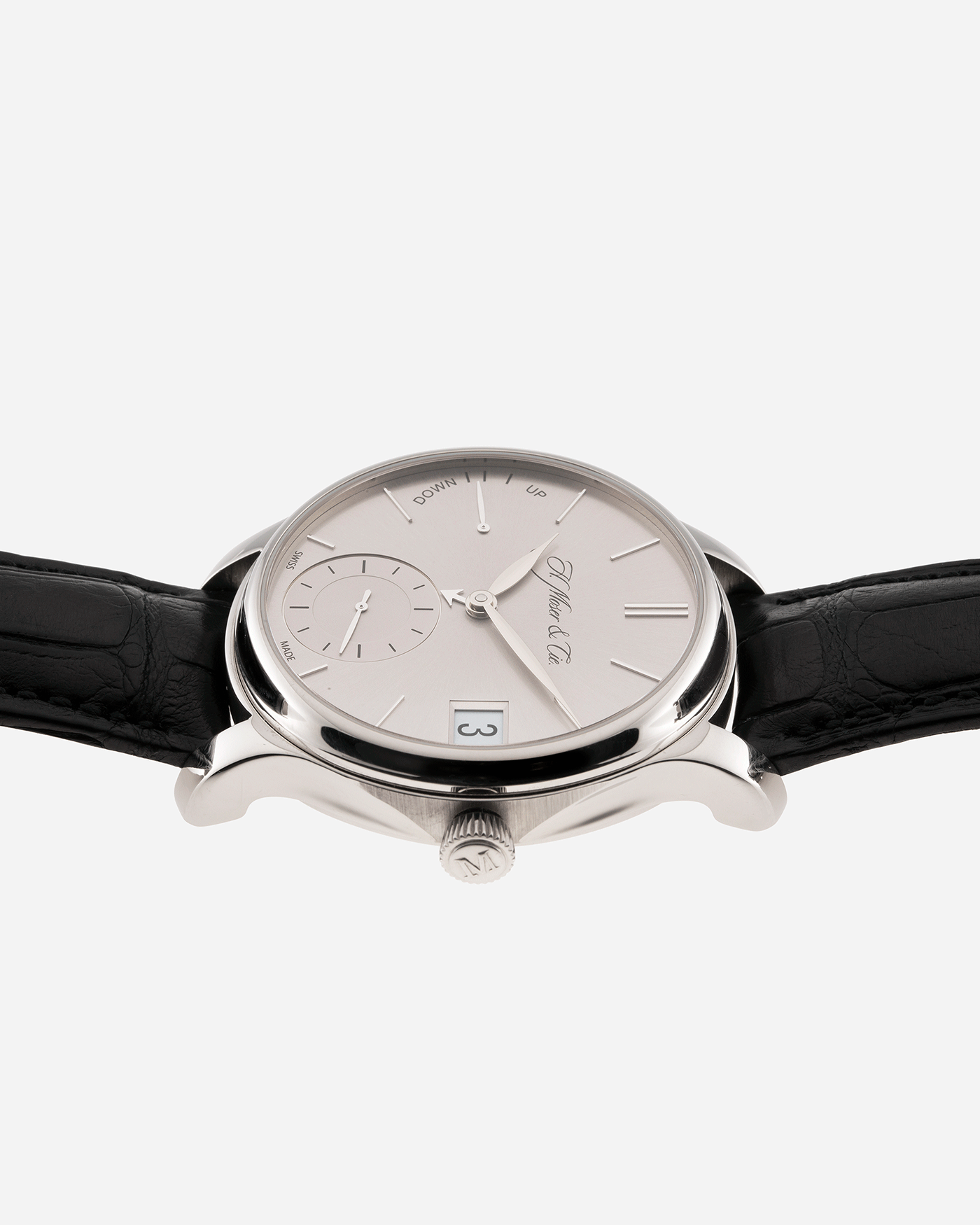 Brand: H.Moser & Cie Year: 2013 Model: Endeavour Perpetual Reference Number: 341.501-002 Material: 18k White Gold Movement: Manually wound Caliber HMC 341.501 Case Diameter: 40.8mm Bracelet/Strap: H. Moser & Cie Black Alligator Leather Strap with matching 18k White Gold Tang Buckle