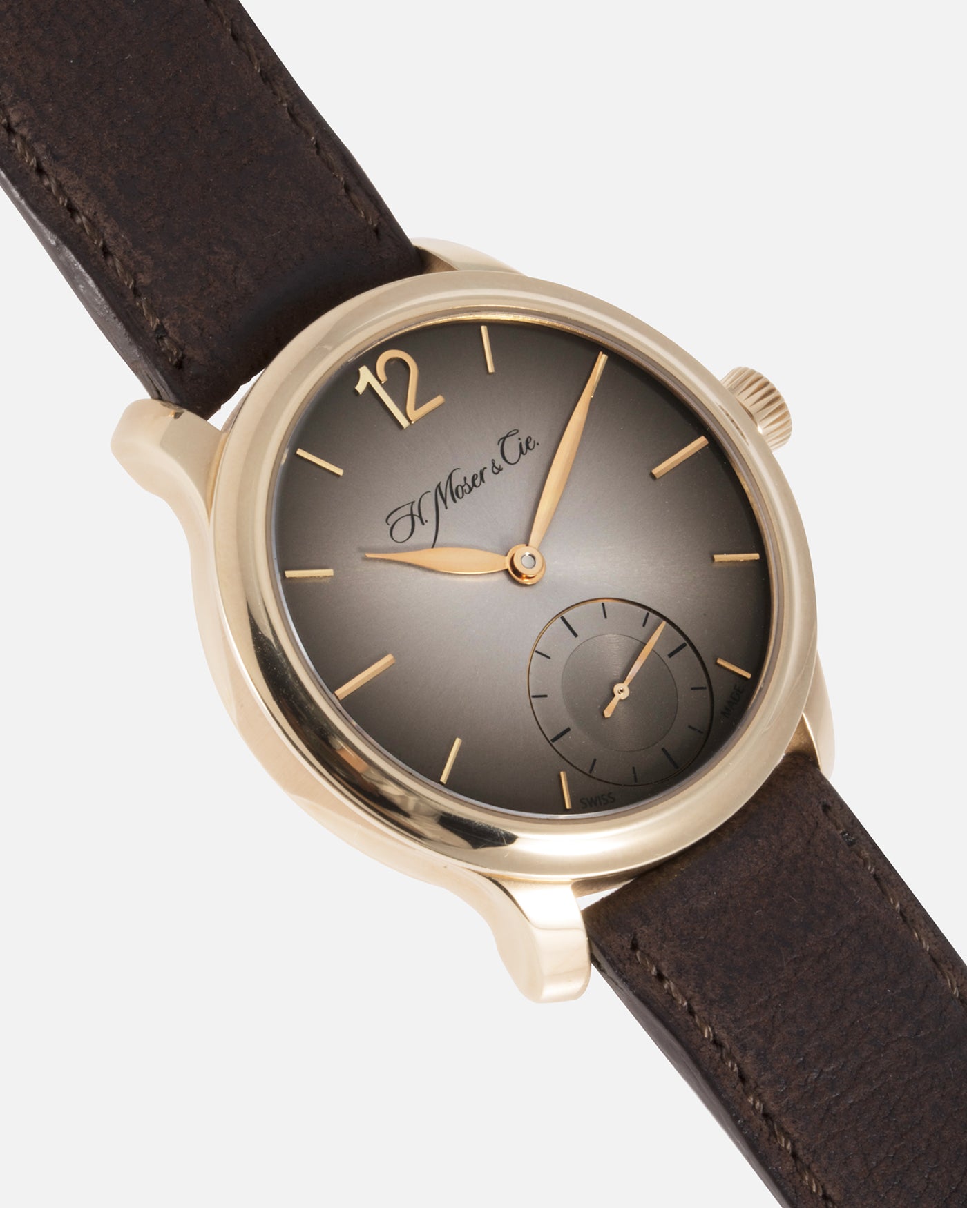 H.Moser & Cie Mayu Fumé Dial