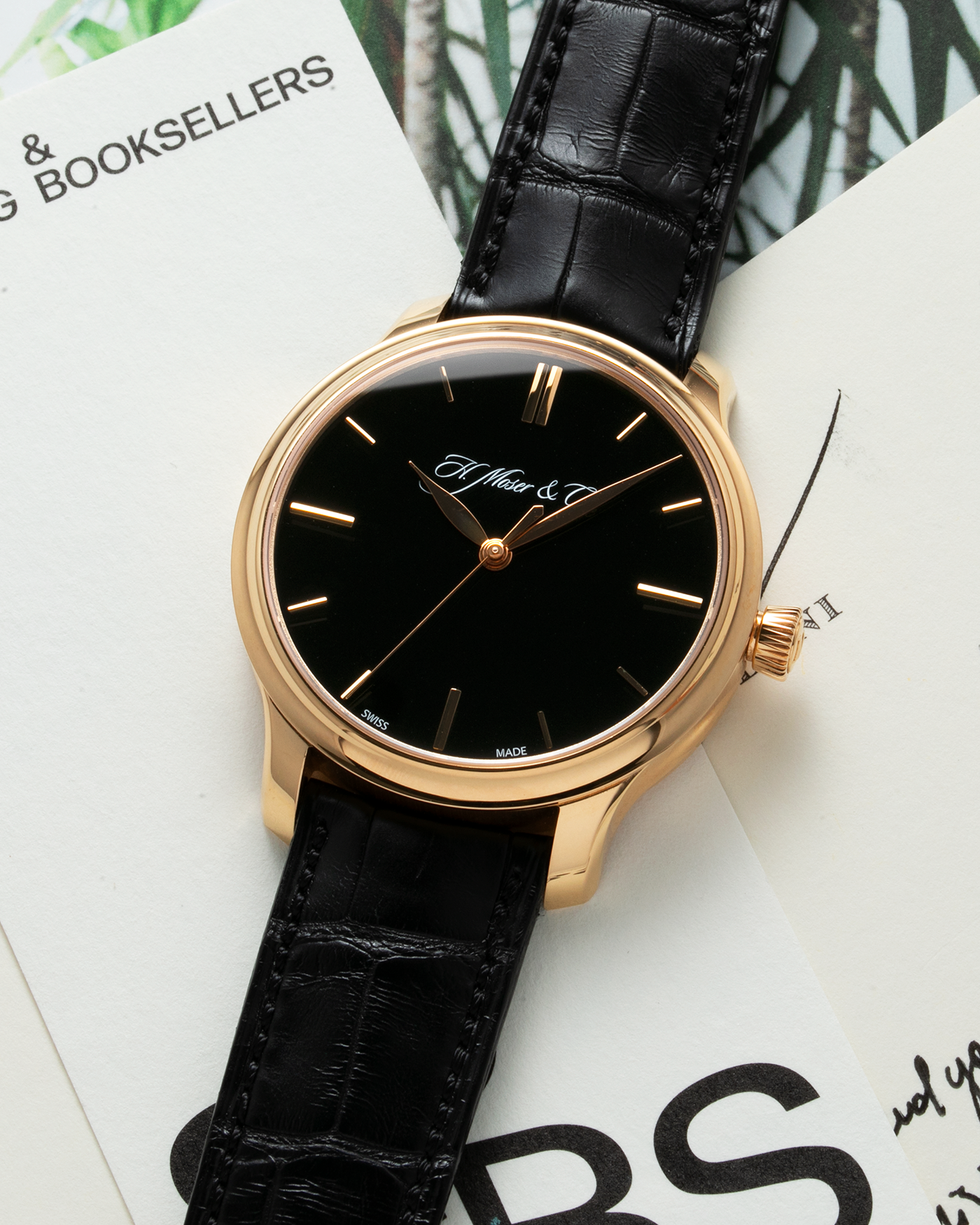 Brand: H. Moser & Cie Year: 2010's Model: Endeavour Monard Central Seconds Reference Number: 343.505-017 Material: 18k Rose Gold Movement: Manually wound Caliber HMC 343.505 Case Diameter: 40.8mm Bracelet/Strap: H. Moser & Cie Black Alligator Leather Strap with matching 18-carat Rose Gold Signed Tang Buckle