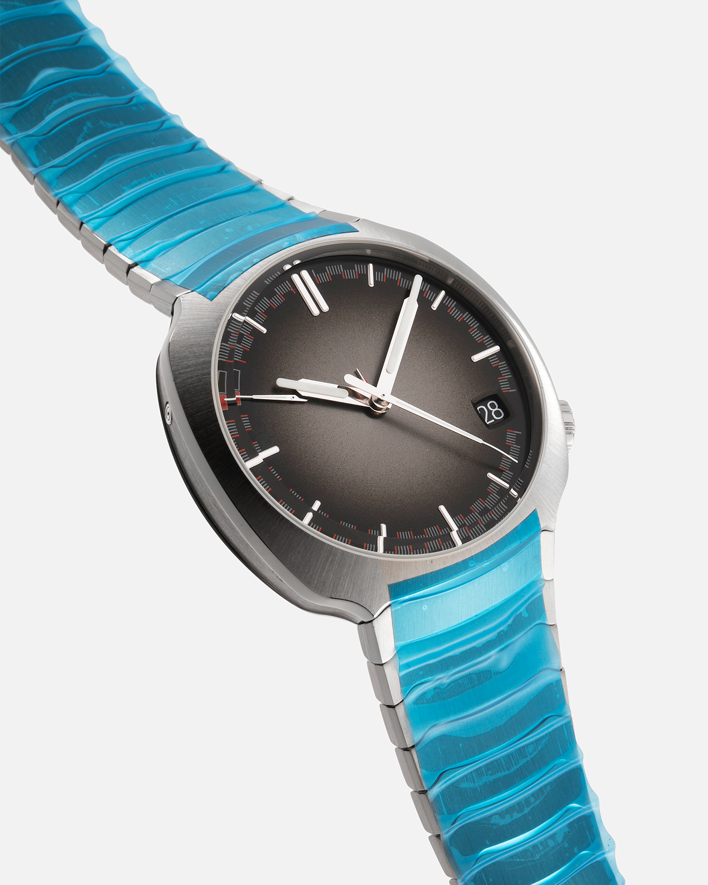 Brand: H. Moser & Cie Year: 2022 Model: Streamliner Perpetual Calendar, Ref. 6812-1200 Material: Stainless Steel Movement: Cal. HMC 812, Manual-wind Case Diameter: 42.3mm Bracelet/Strap: H. Moser & Cie Integrated Stainless Steel Bracelet with Deployant Clasp