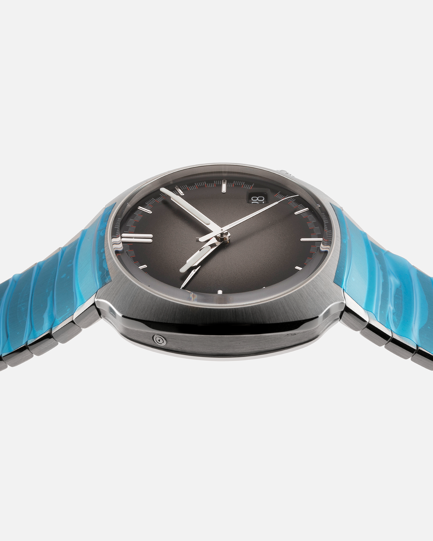 Brand: H. Moser & Cie Year: 2022 Model: Streamliner Perpetual Calendar, Ref. 6812-1200 Material: Stainless Steel Movement: Cal. HMC 812, Manual-wind Case Diameter: 42.3mm Bracelet/Strap: H. Moser & Cie Integrated Stainless Steel Bracelet with Deployant Clasp