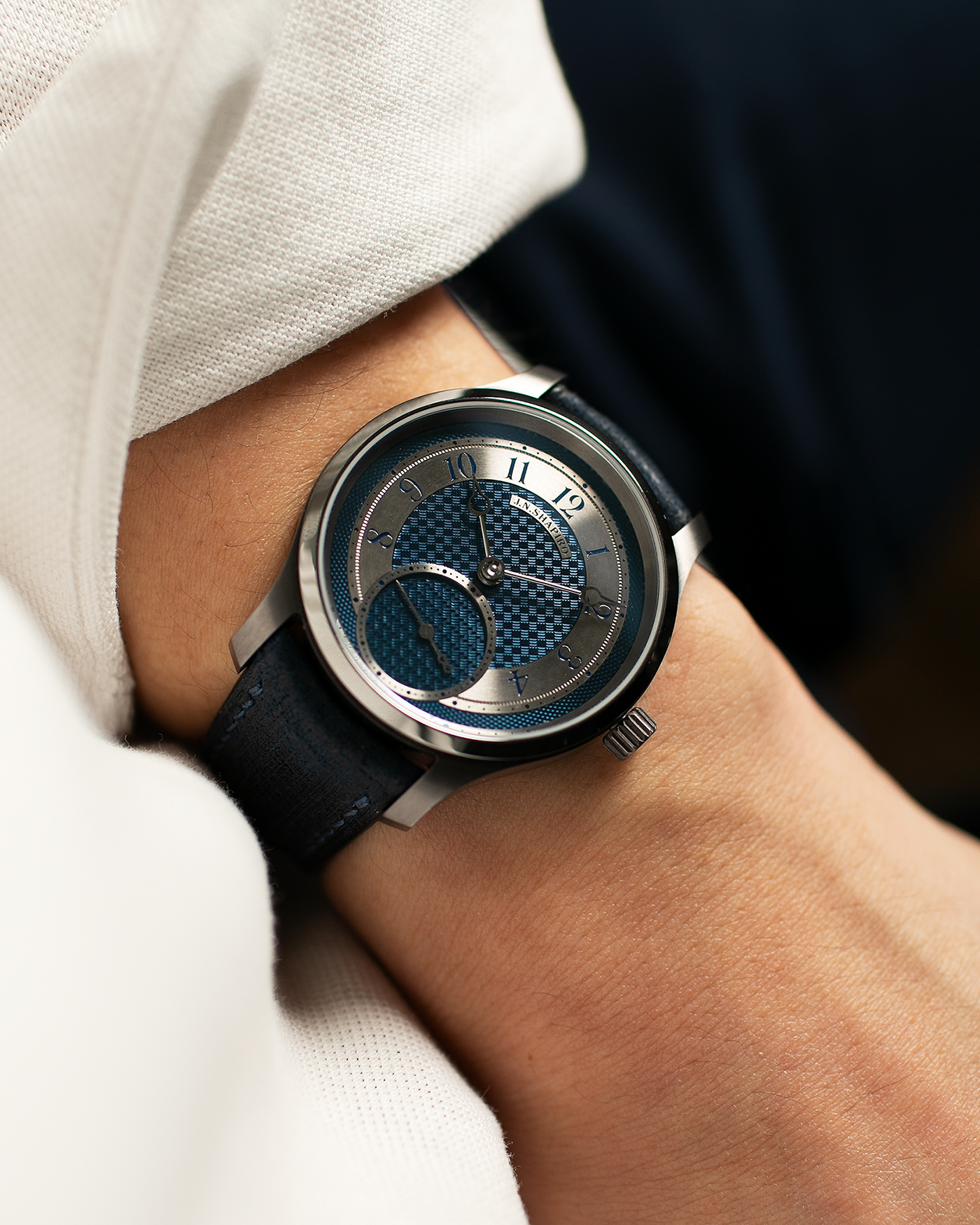 Brand: J.N. Shapiro Year: 2021 Model: Infinity Tantalum  Material: Tantalum Movement: UWD Cal. 33.1, Manual-Winding Case Diameter: 39mm Bracelet/Strap: J.N. Shapiro by Delugs Navy Blue Leather Strap with Signed Tantalum Tang Buckle with additional J.N. Shapiro Blue Alligator Strap and Grey Suede Strap