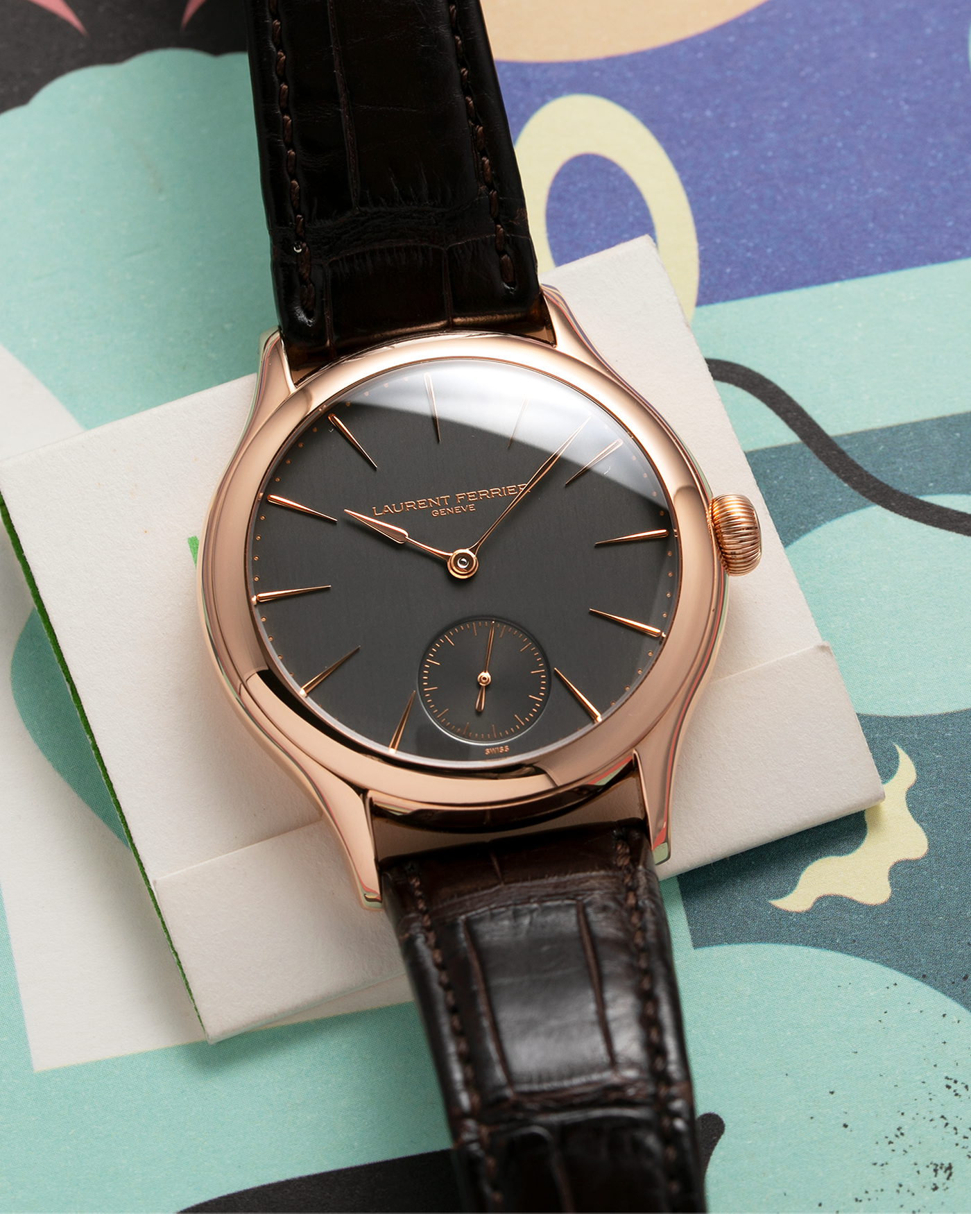 Brand: Laurent Ferrier Year: 2012 Model: Galet Classic Micro-Rotor Material: 18k Rose Gold Movement: Cal. 229.01 Micro-Rotor Case Diameter: 40mm Bracelet/Strap: Laurent Ferrier Brown Alligator Leather Strap with Laurent Ferrier 18k Rose Gold Tang Buckle