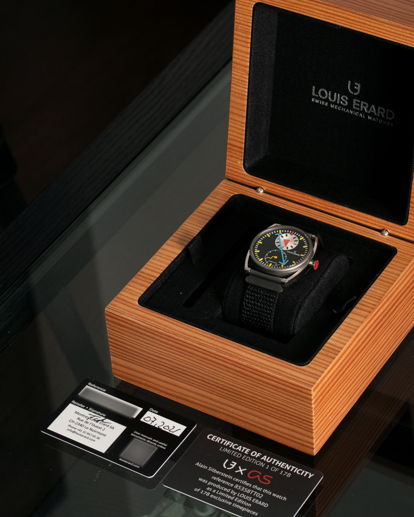 Brand: Louis Erard X Alain Silberstein Year: 2021 Model: Le Regulateur Material: Microblasted grade 2 titanium & polished grade 5 titanium Movement: Sellita SW266-1 Case Diameter: 40mm Bracelet/Strap: Louis Erard X Alain Silberstein Fabric Strap