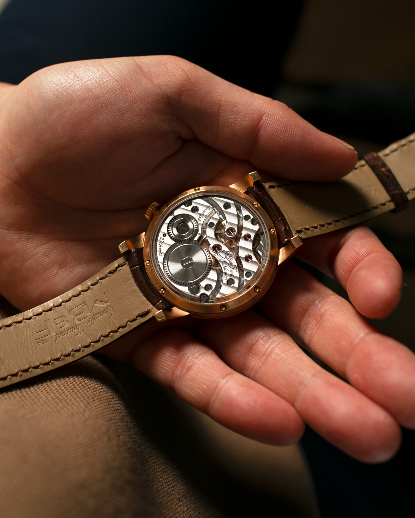 Brand: MB&F Year: 2021 Model: LM101  Material: Rose Gold Movement: In-House MB&F Caliber in collaboration with Kari Voutilainen Case Diameter: 40mm Bracelet/Strap: MB&F Brown Alligator Strap and 18k Rose Gold Tang Buckle