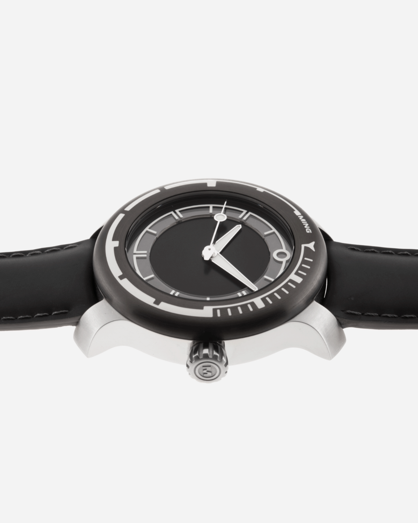 Brand: Ming Year: 2020 Model: 18.01 H41 Diver Two Tone Material: Grade 5 Titanium and DLC Coated Grade-5 Titanium Movement: Heavily Modified ETA 2824-2 Case Diameter: 40mm Strap: Jean Rousseau Black Rubber for MING