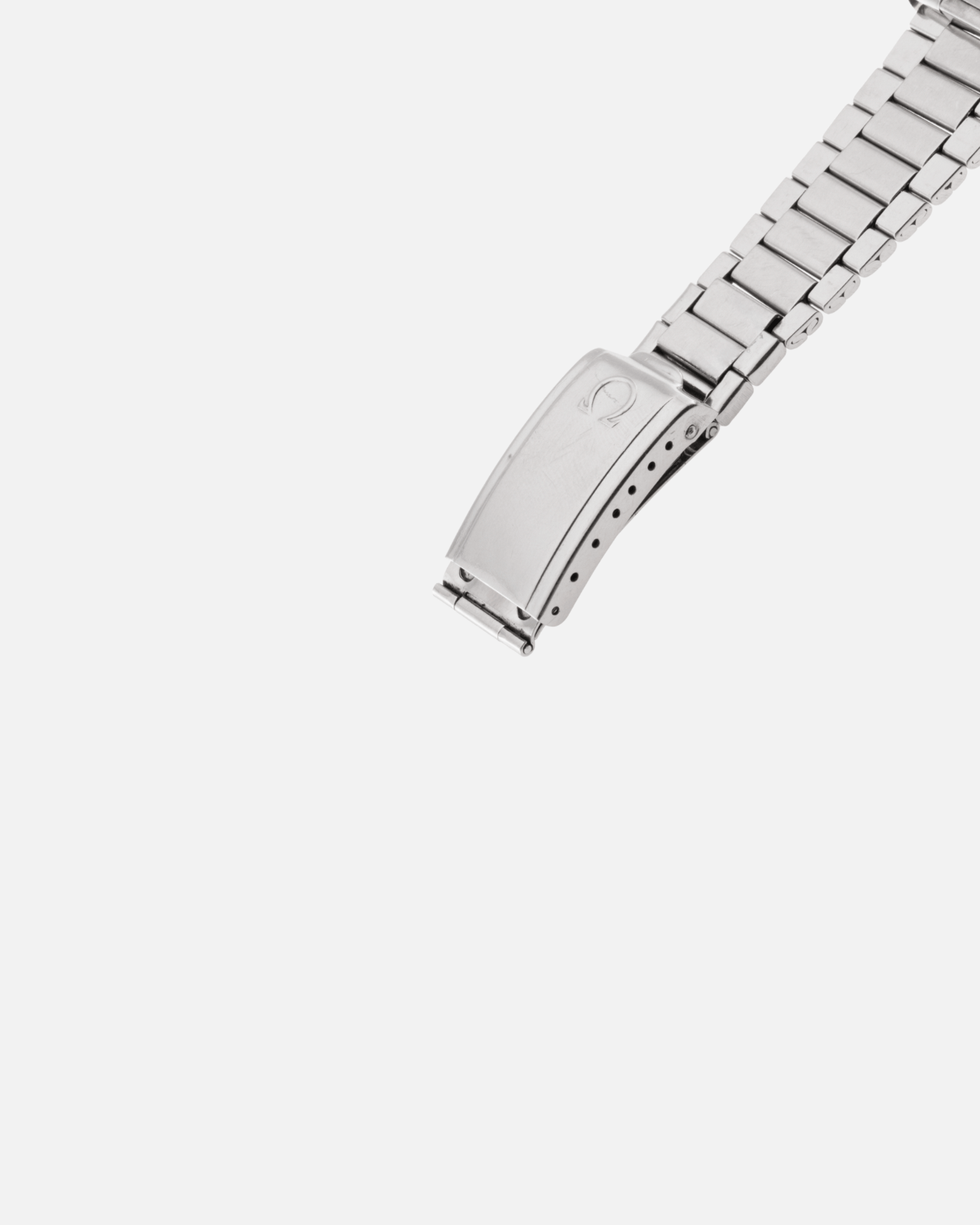Brand: Omega Year: June 1970 Model: Speedmaster Professional Racing Dial Reference Number: 145.022 Serial Number: 29XXXXXX Material: Stainless Steel Movement: Cal. 861 Case Diameter: 42mm Lug Width: 20mm Bracelet/Strap: Omega 1039 Flat Link Bracelet Dated 2.70 with 516 End Links