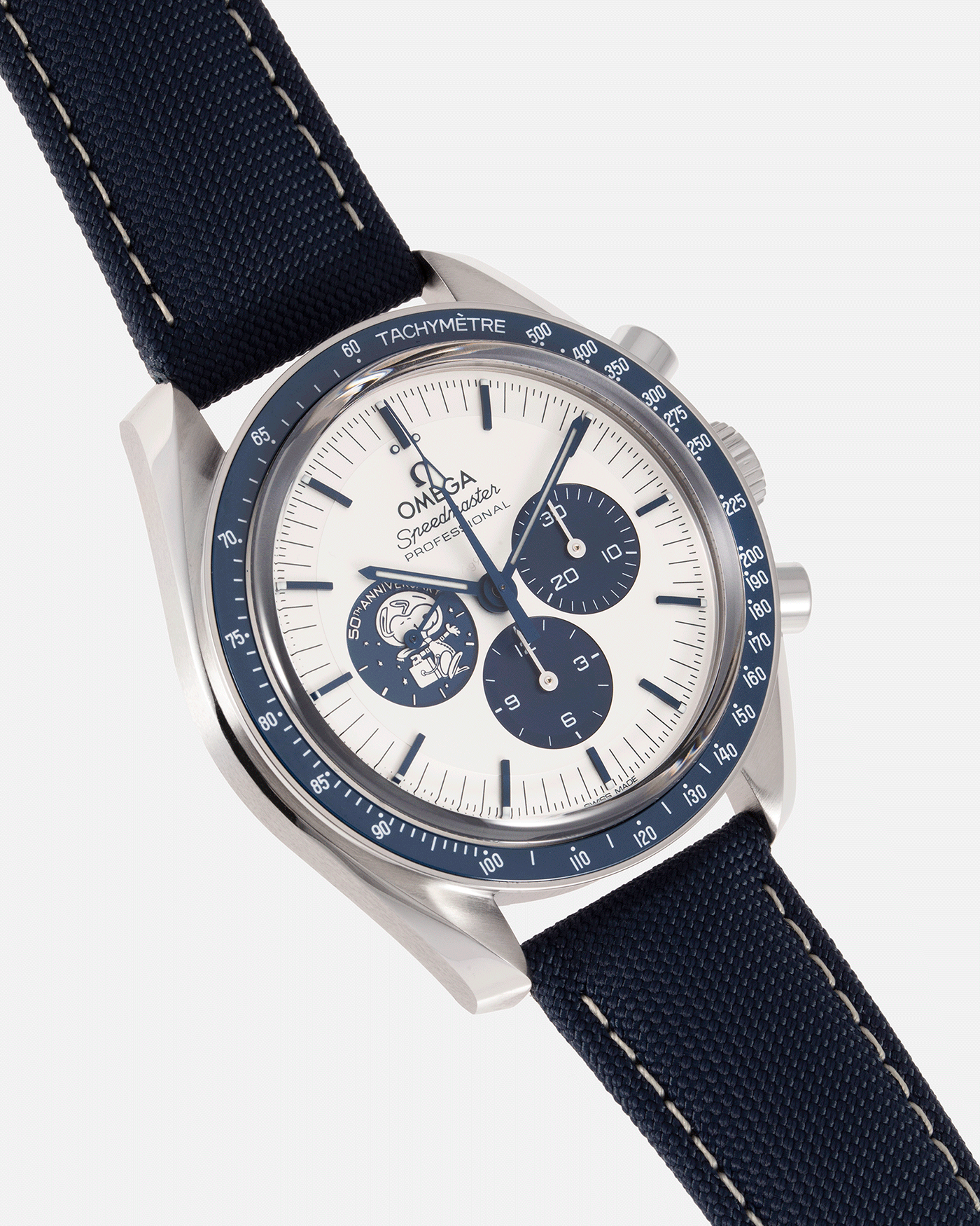Brand: Omega Year: 2021 Model: Speedmaster Silver Snoopy Award 50th Anniversary Reference Number: 310.32.42.50.02.001 Material: Stainless Steel Movement: Omega in-house Cal. 3861 Case Diameter: 42mm Bracelet/Strap: Omega Blue Coated Nylon Fabric Strap with Omega Stainless Steel Tang Buckle