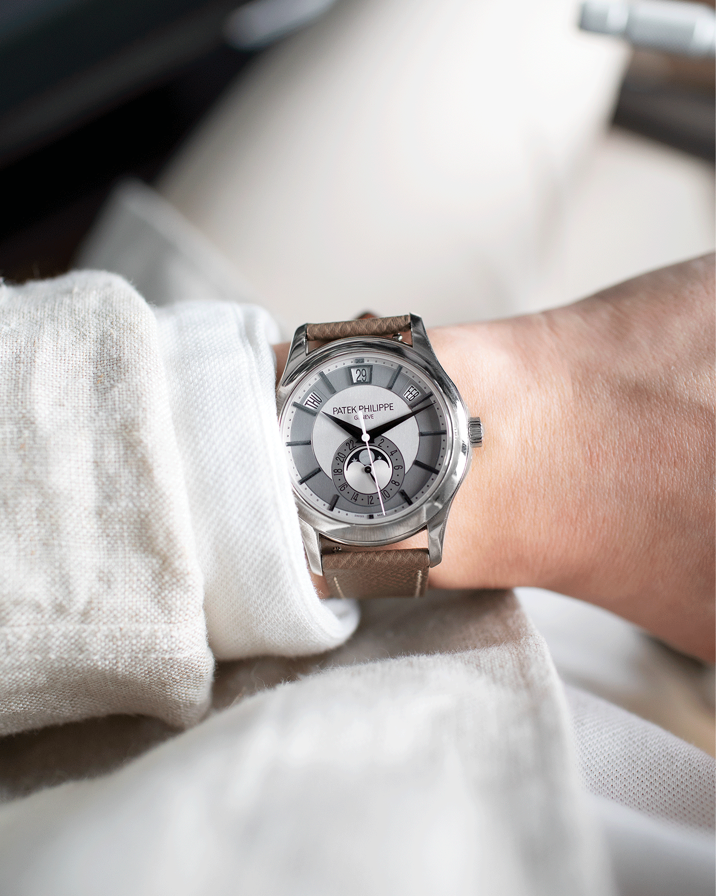 Patek philippe annual calendar 5205g sale