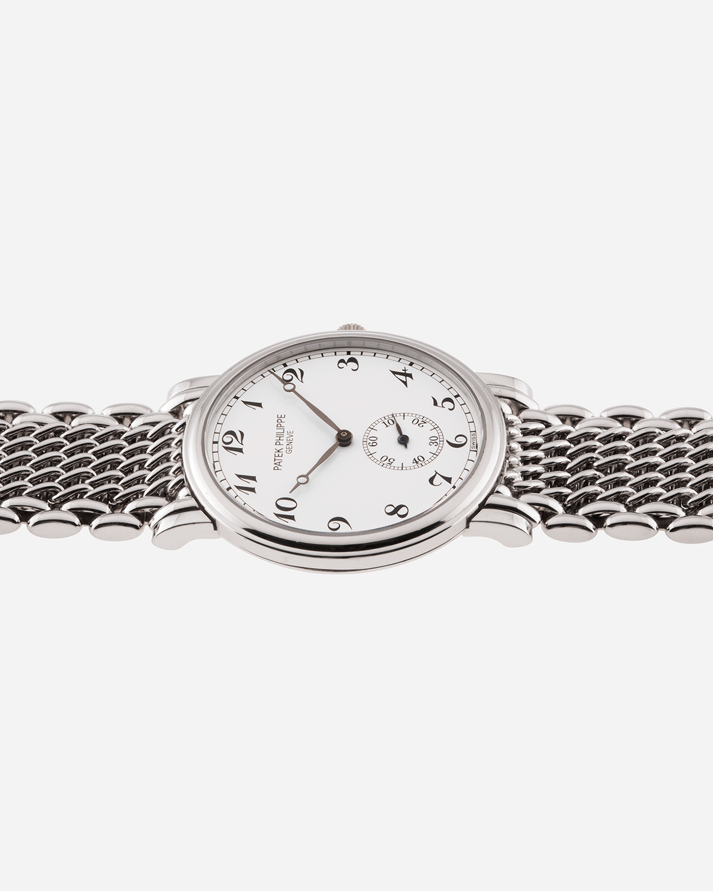 Brand: Patek Philippe Year: 1990’s Model: Calatrava Reference: 5022G Material: 18k White Gold Movement: Patek Philippe Cal. 215 Case Diameter: 33.4mm Lug Width: 18mm Strap: Patek Philippe 18k White Gold Bracelet