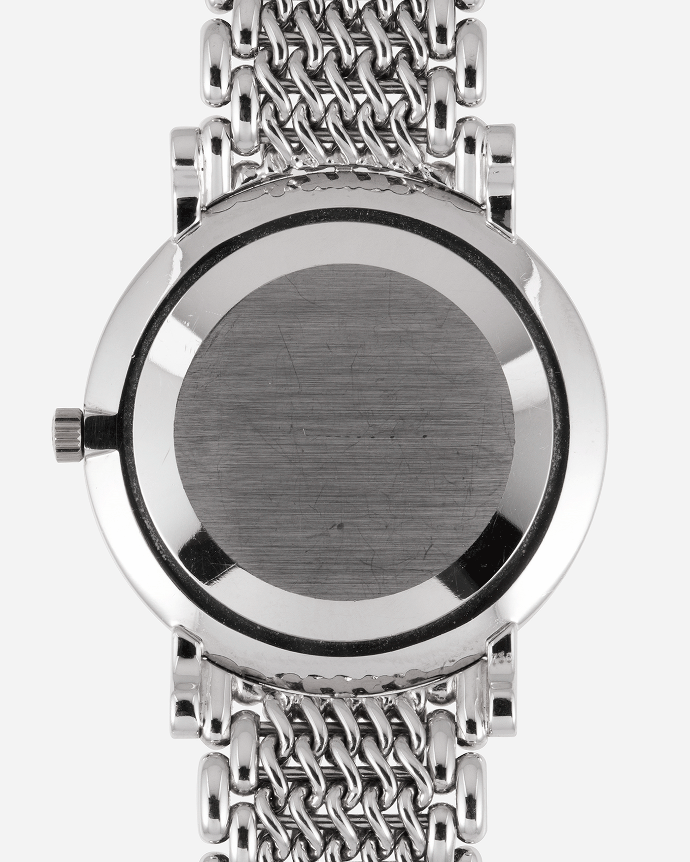 Brand: Patek Philippe Year: 1990’s Model: Calatrava Reference: 5022G Material: 18k White Gold Movement: Patek Philippe Cal. 215 Case Diameter: 33.4mm Lug Width: 18mm Strap: Patek Philippe 18k White Gold Bracelet