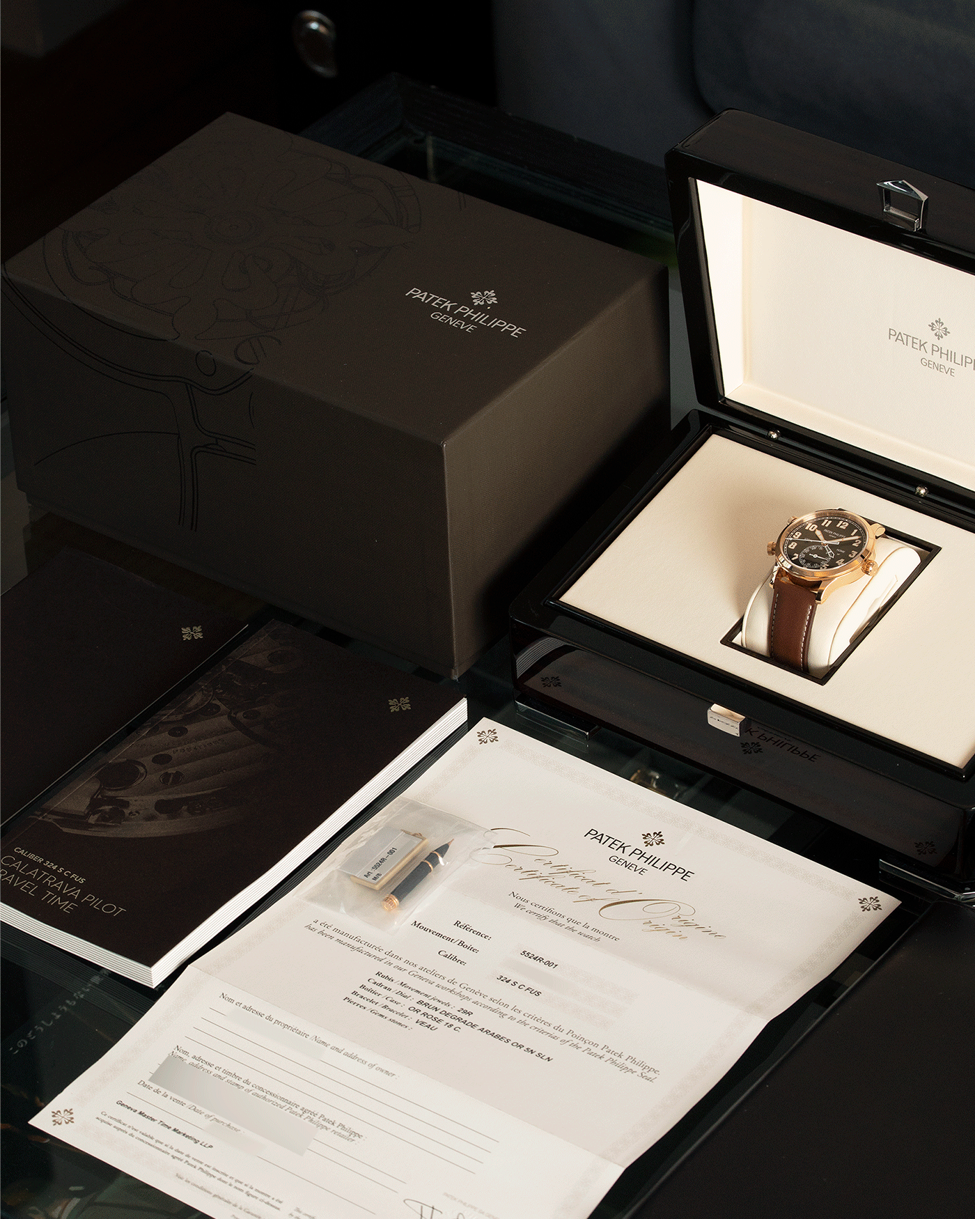 Patek Philippe Calatrava Pilot Travel Time 5524R