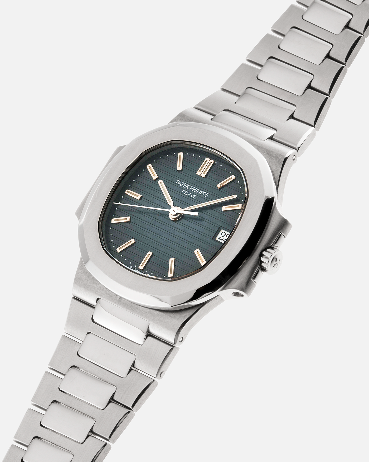 Brand: Patek Philippe Year: 1993 Model: Nautilus Reference Number: 3800 Material: Stainless Steel Movement: Calibre 335 SC Case Diameter: 38mm Bracelet: Patek Philippe Integrated Stainless Steel Bracelet