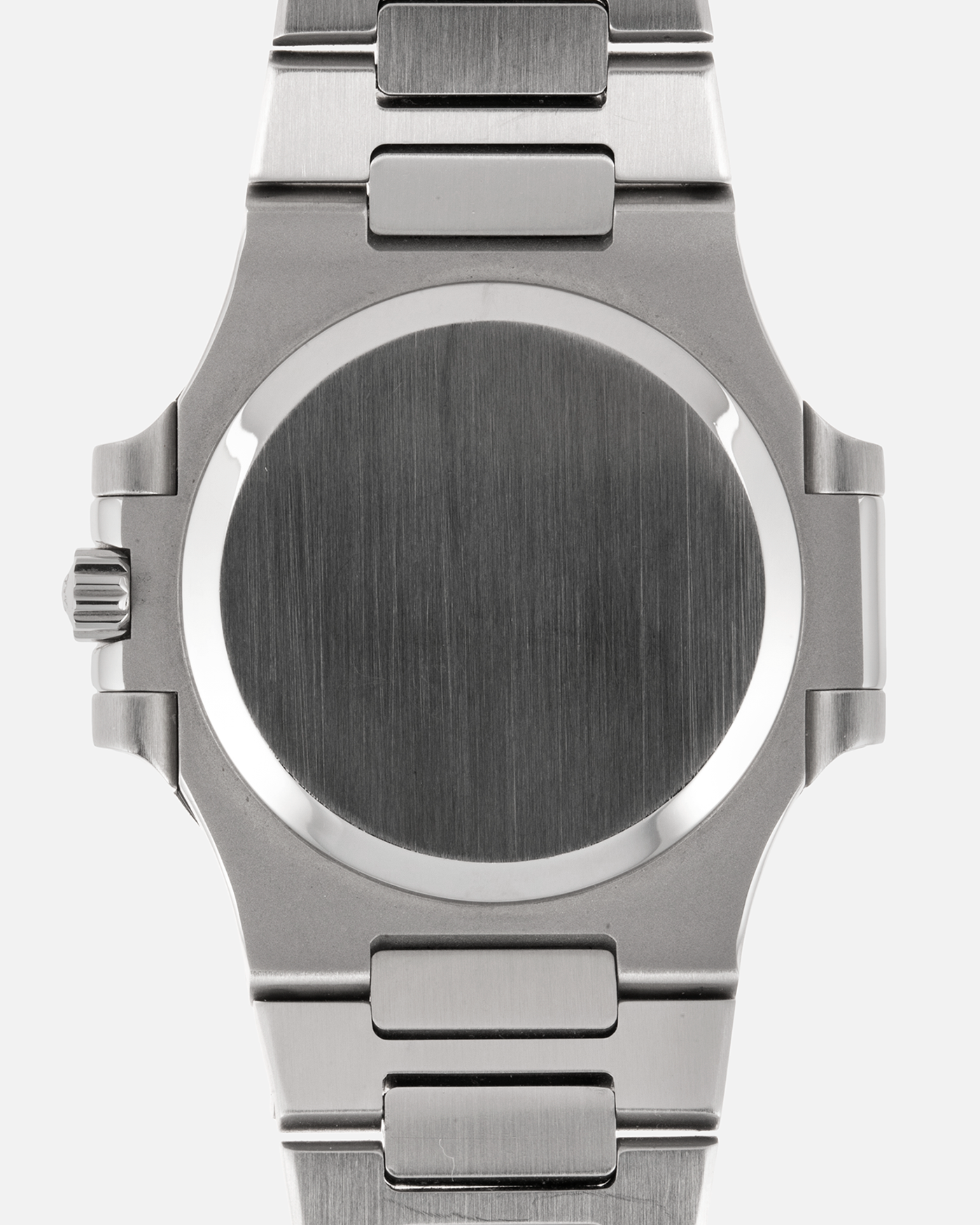 Brand: Patek Philippe Year: 1993 Model: Nautilus Reference Number: 3800 Material: Stainless Steel Movement: Calibre 335 SC Case Diameter: 38mm Bracelet: Patek Philippe Integrated Stainless Steel Bracelet