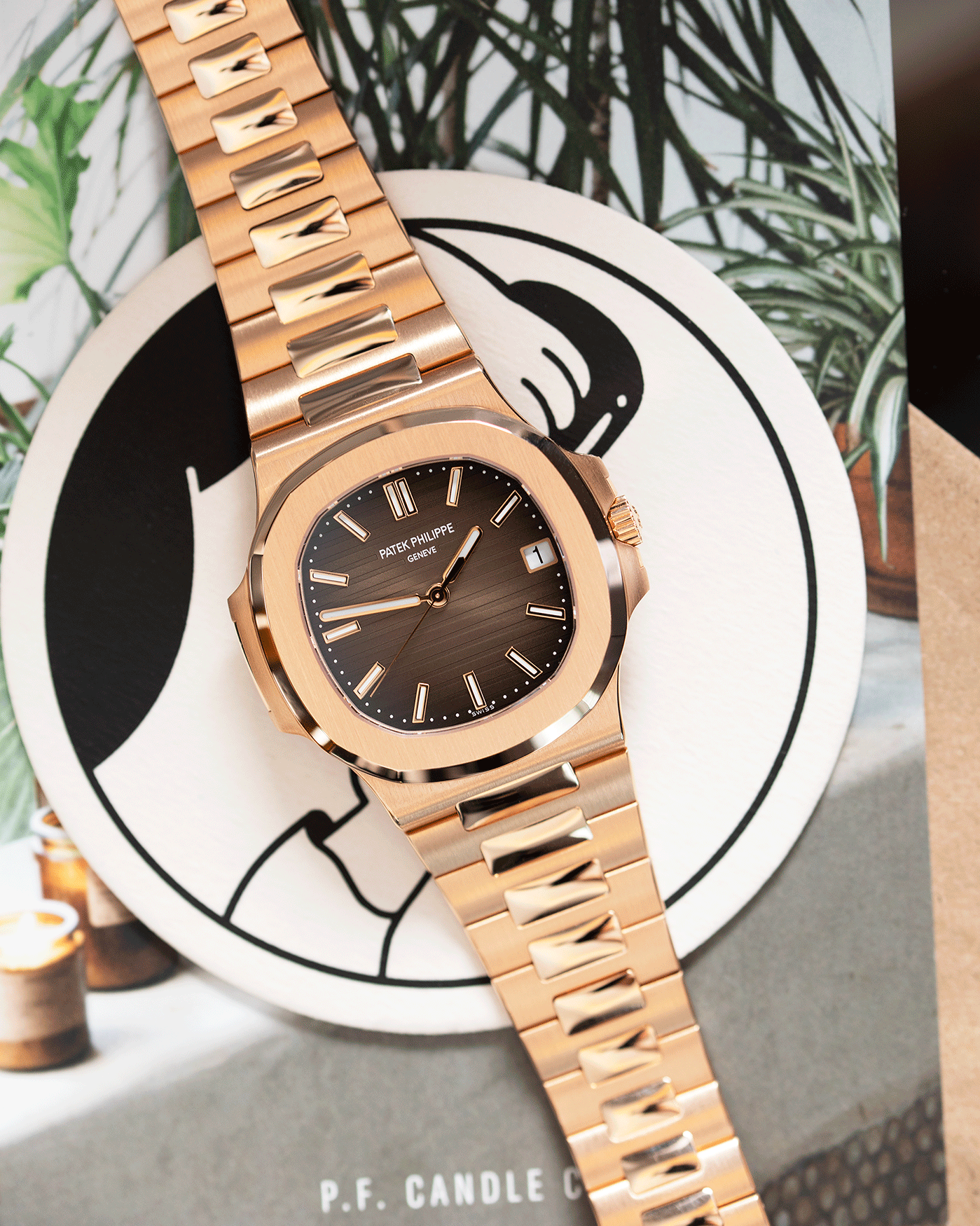 Patek philippe nautilus 2019 price hotsell