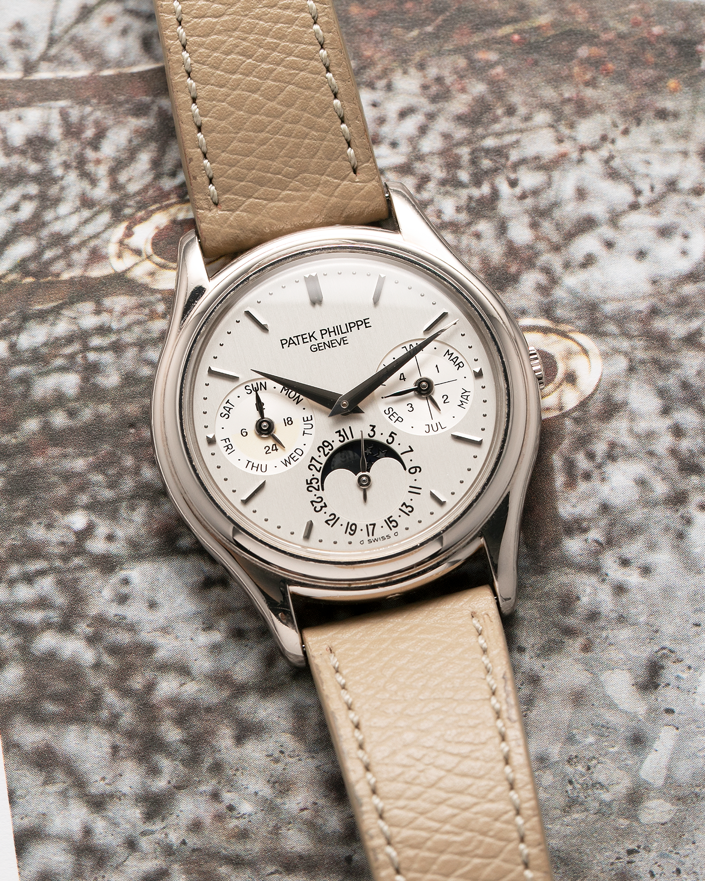 Patek philippe 3940g best sale