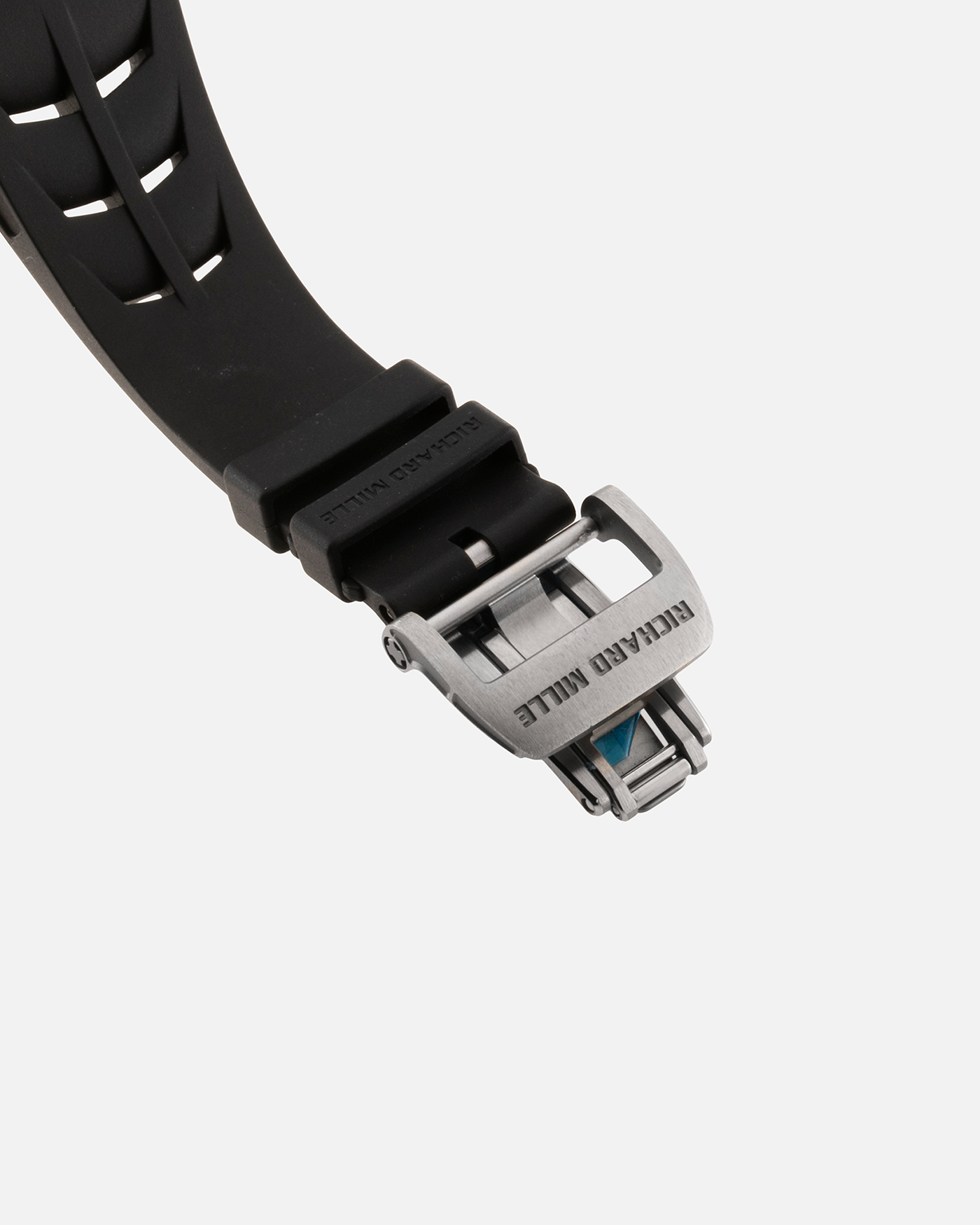 Brand: Richard Mille Year: 2022 Model: RM65-01 Material: Titanium Movement: Cal. RMAC4 Case Diameter: 44mm X 49.9mm Bracelet: Richard Mille Black Rubber Strap with Titanium Deployant Clasp and Additional Richard Mille Green Rubber Strap