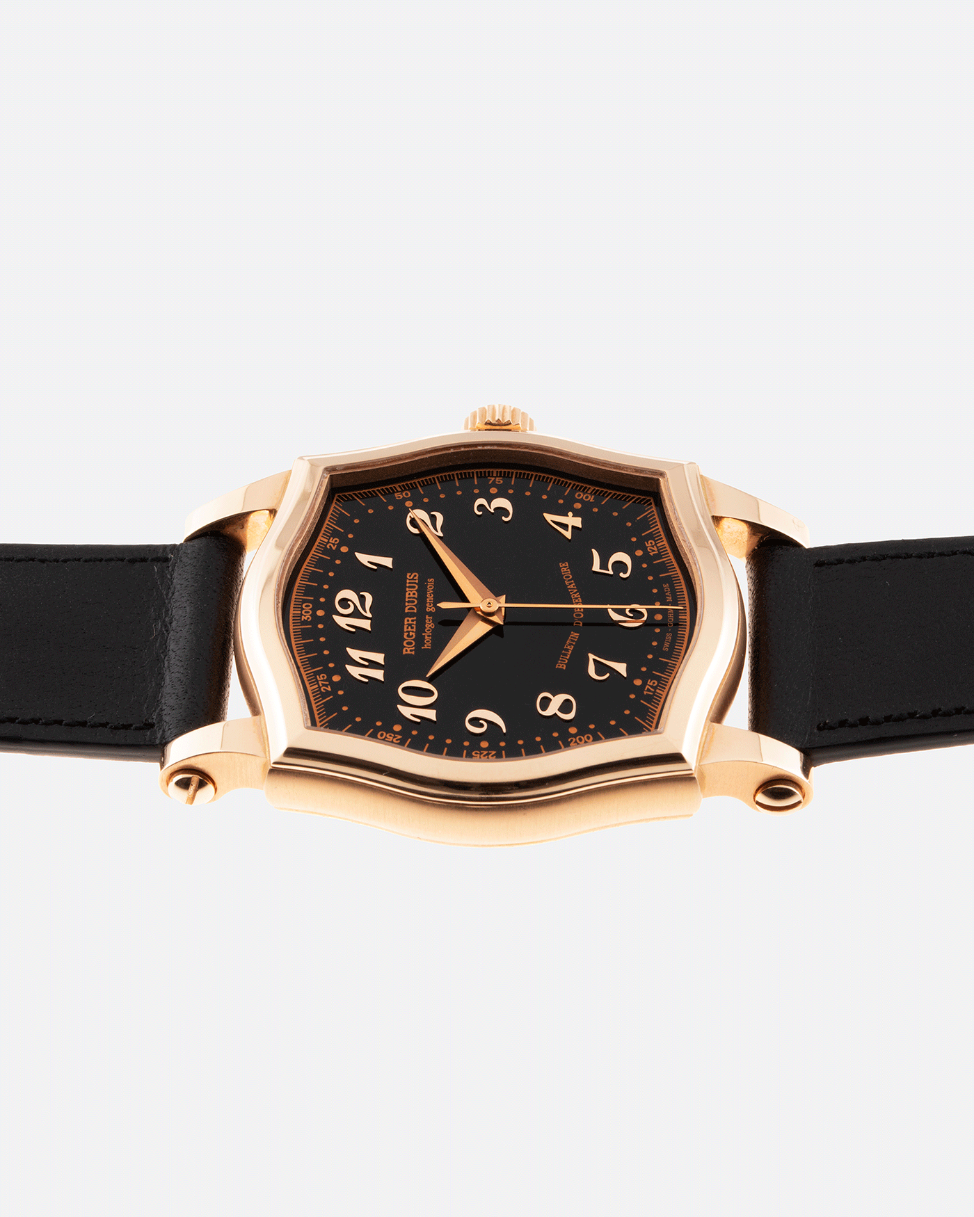 Brand: Roger Dubuis Year: 2000’s Model: Sympathie 37 Material: 18k Yellow Gold Movement: Cal RD 57 Case Diameter: 37mm Strap: Nostime Black French Calf Leather and 18k Yellow Gold Roger Dubuis Tang Buckle
