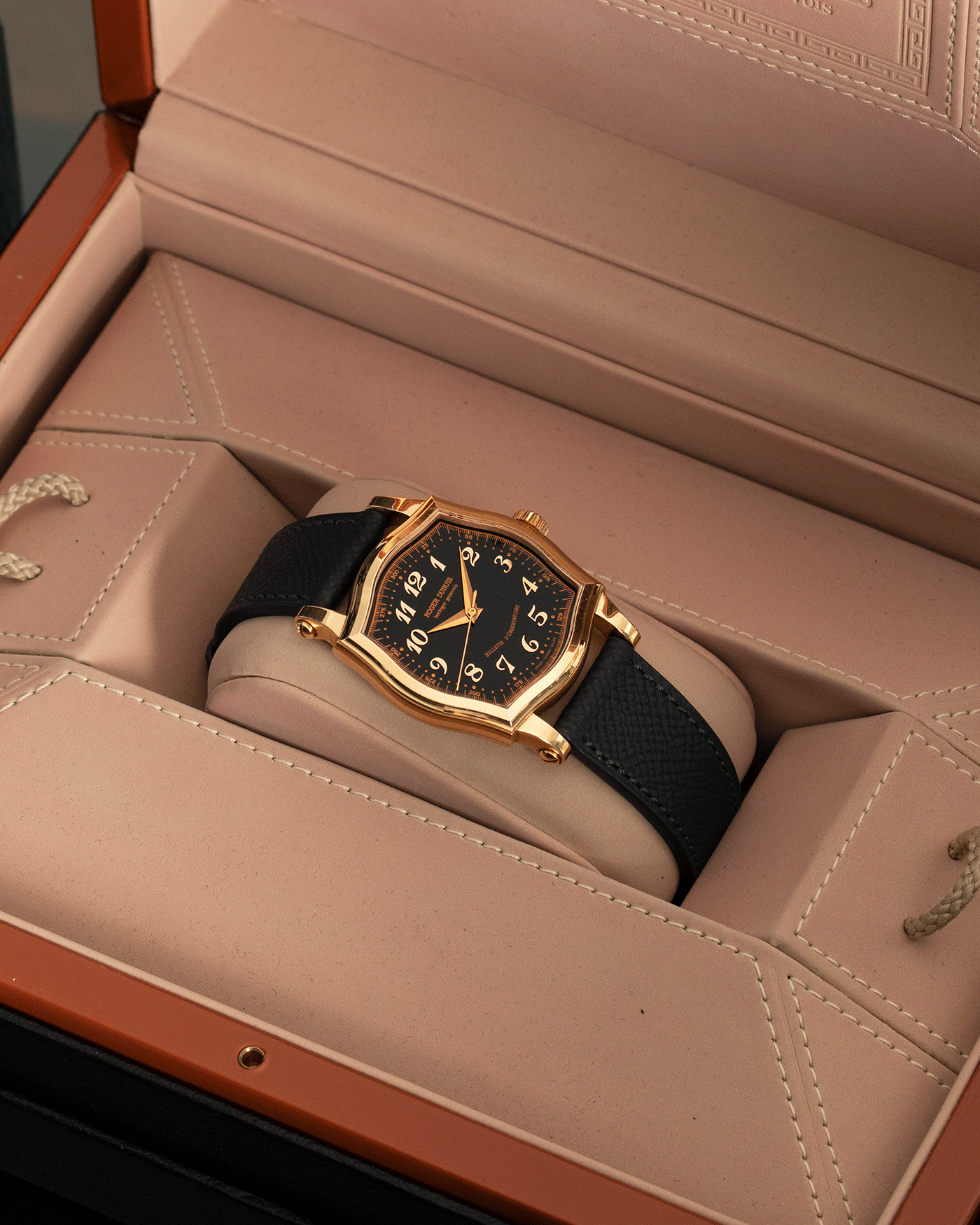Brand: Roger Dubuis Year: 2000’s Model: Sympathie 37 Material: 18k Yellow Gold Movement: Cal RD 57 Case Diameter: 37mm Strap: Molequin X S.Song Black Grained Calf