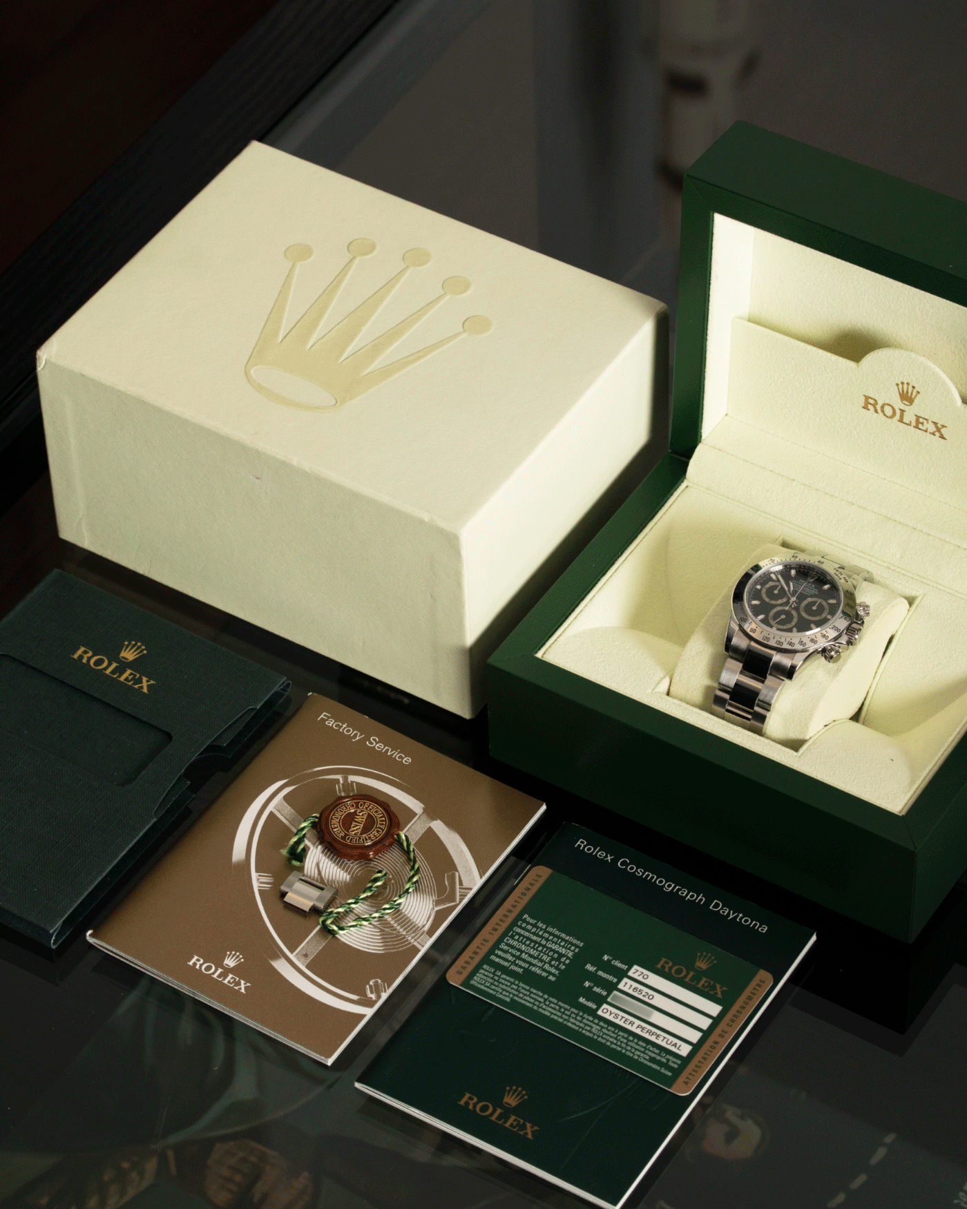 Brand: Rolex Year: 2007 Model: Daytona Reference: 116520 Material: Stainless Steel Movement: Calibre 4130 Case Diameter: 40mm Strap: Stainless Steel Rolex Oyster Bracelet