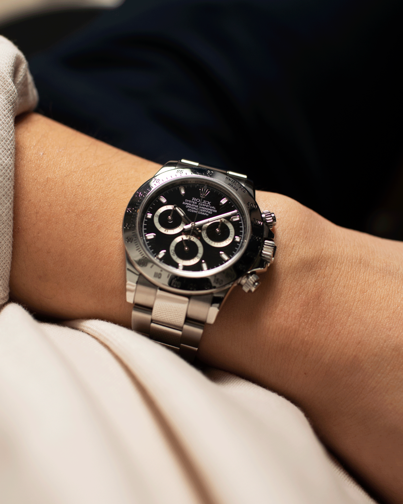 Brand: Rolex Year: 2007 Model: Daytona Reference: 116520 Material: Stainless Steel Movement: Calibre 4130 Case Diameter: 40mm Strap: Stainless Steel Rolex Oyster Bracelet