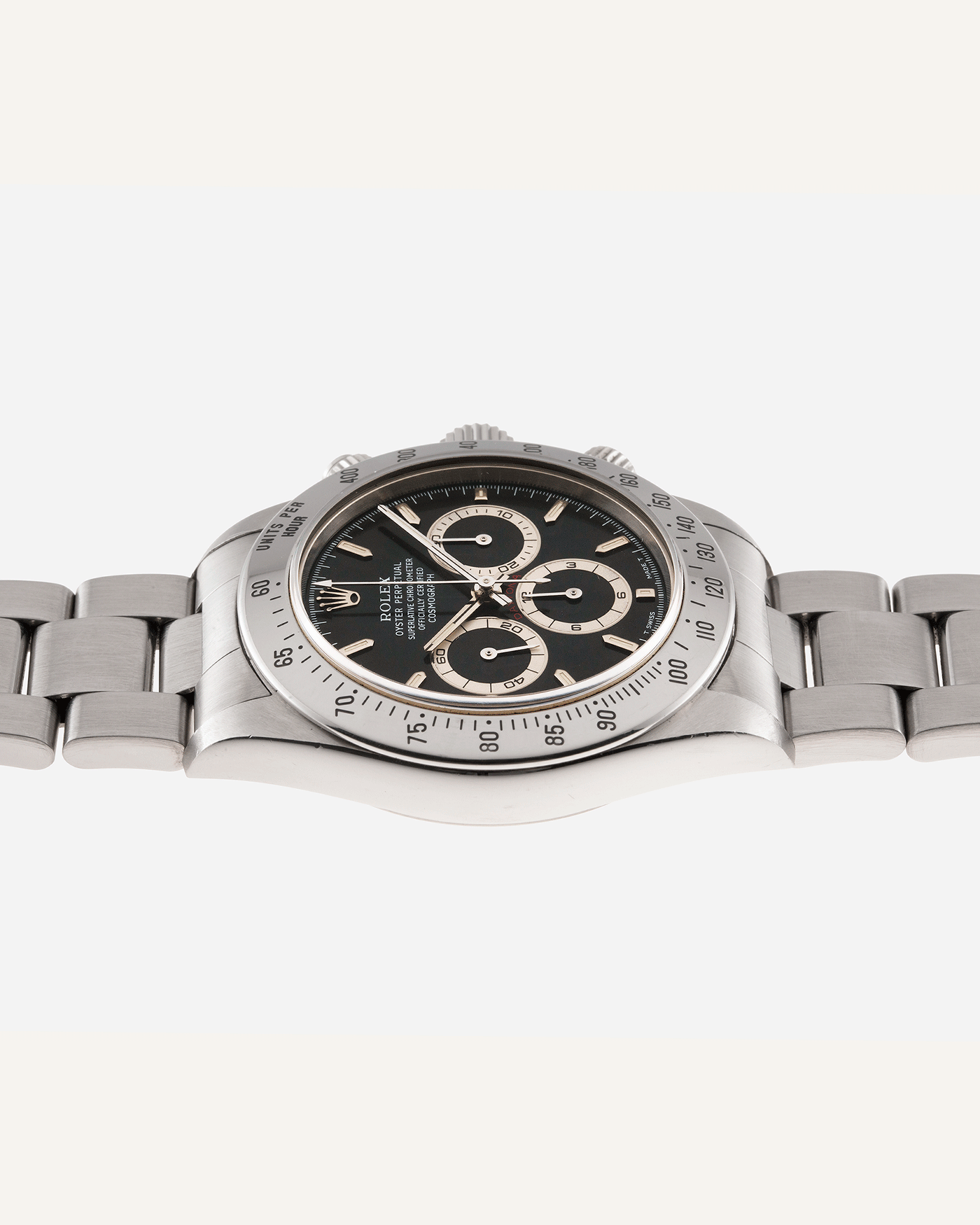 Brand: Rolex Year: 1997 Model: Cosmograph Daytona Reference Number: 16520 Material: Stainless Steel Movement: Rolex Zenith El Primero Caliber 4030  Case Diameter: 40mm Bracelet: Stainless Steel 78390 Rolex Oyster Bracelet with 503B Endlinks