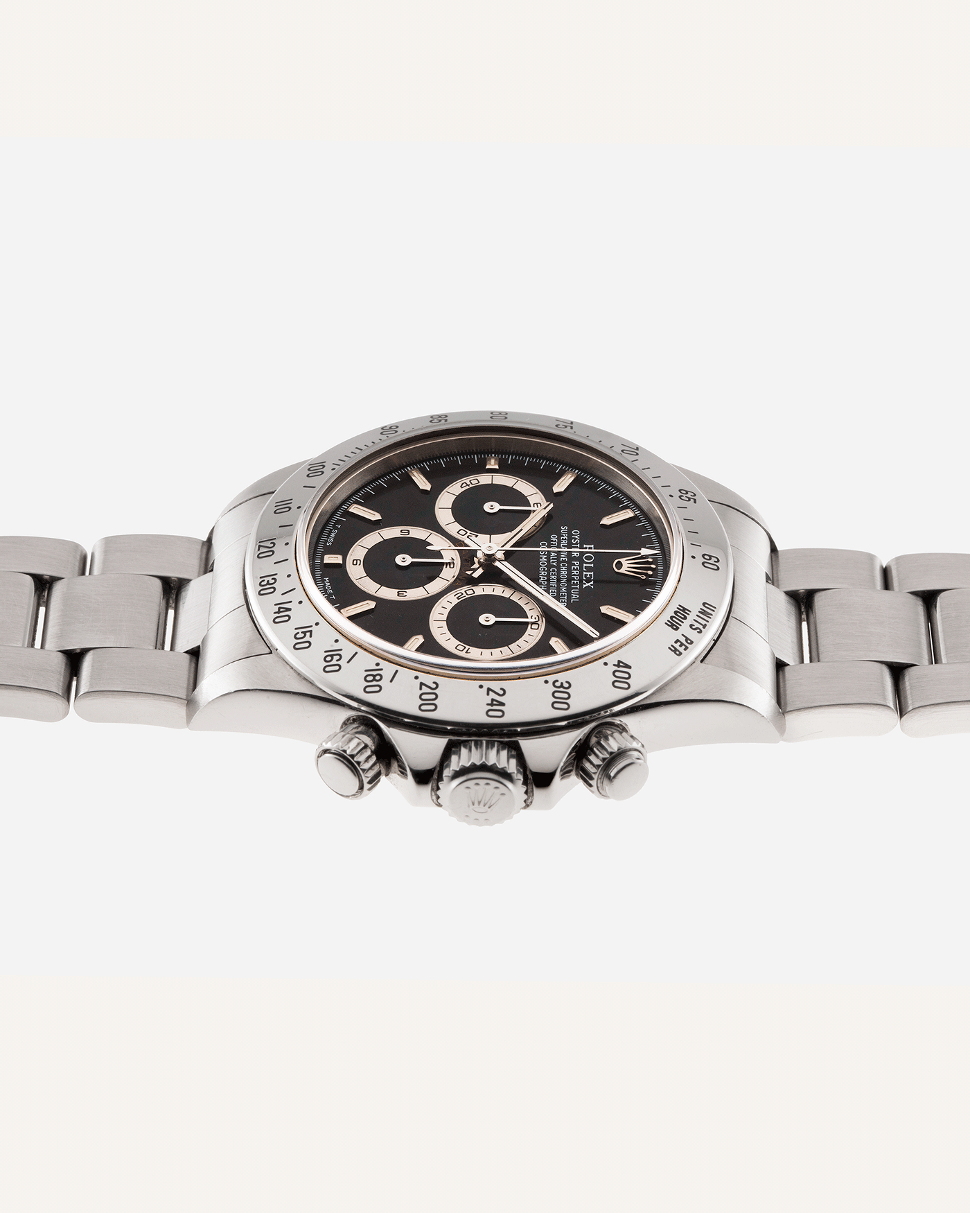 Brand: Rolex Year: 1997 Model: Cosmograph Daytona Reference Number: 16520 Material: Stainless Steel Movement: Rolex Zenith El Primero Caliber 4030  Case Diameter: 40mm Bracelet: Stainless Steel 78390 Rolex Oyster Bracelet with 503B Endlinks