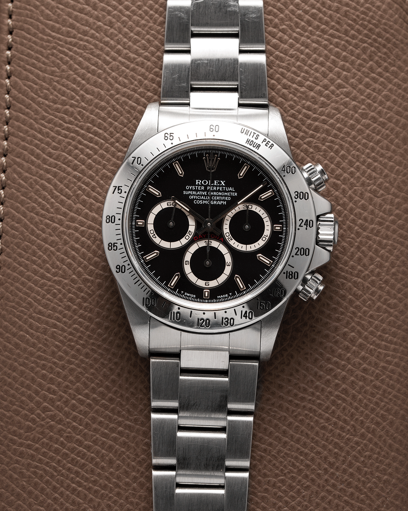 Brand: Rolex Year: 1997 Model: Cosmograph Daytona Reference Number: 16520 Material: Stainless Steel Movement: Rolex Zenith El Primero Caliber 4030  Case Diameter: 40mm Bracelet: Stainless Steel 78390 Rolex Oyster Bracelet with 503B Endlinks